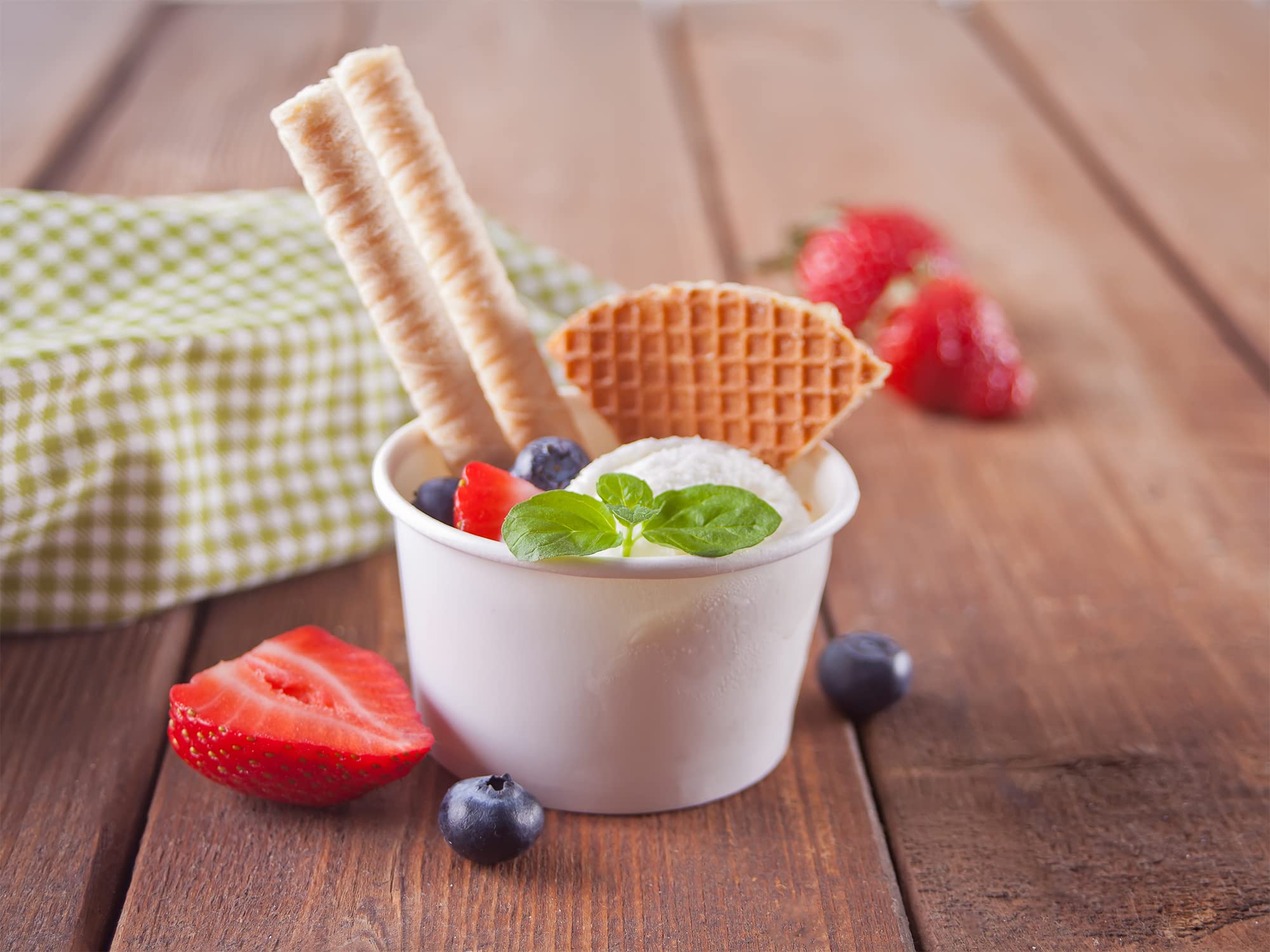 2000x1500 Axe Sickle 100 Pcs 4 Ounce Paper Ice Cream Cups Disposable Dessert Bowls for Hot or Cold Food, Sundae, Frozen Yogurt, Soup, White : Health & Household