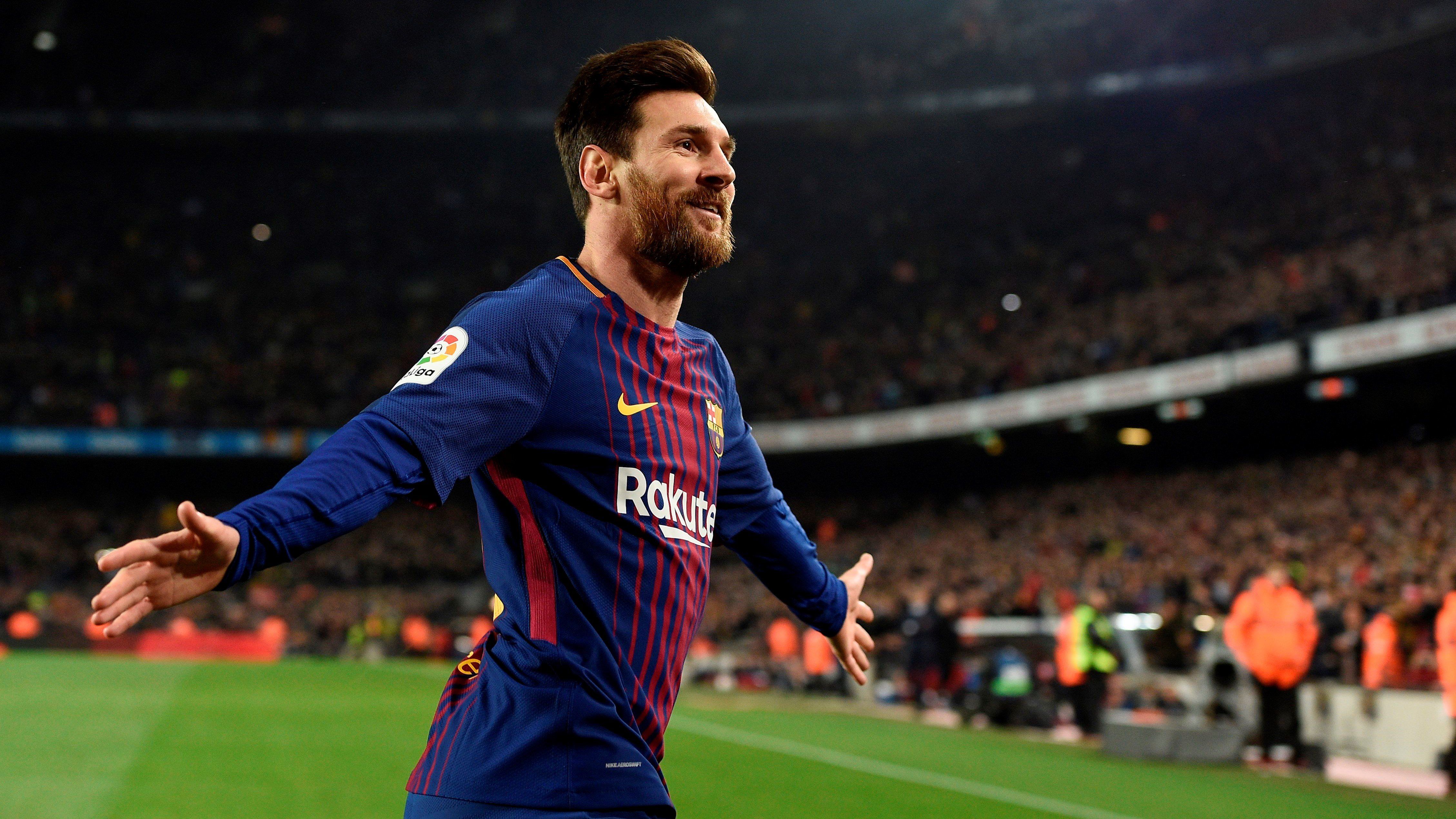 4515x2539 Lionel Messi with Barcelona Wallpaper 4K for Desktop