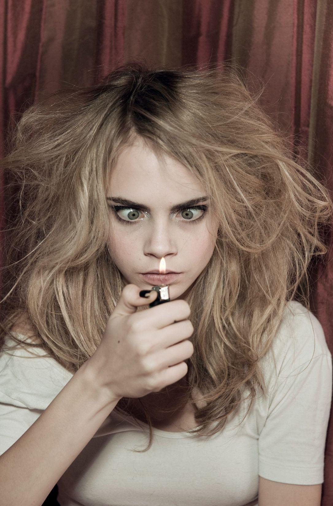 1085x1646 cara delevingne wallpaper iphone”的图片搜索结果