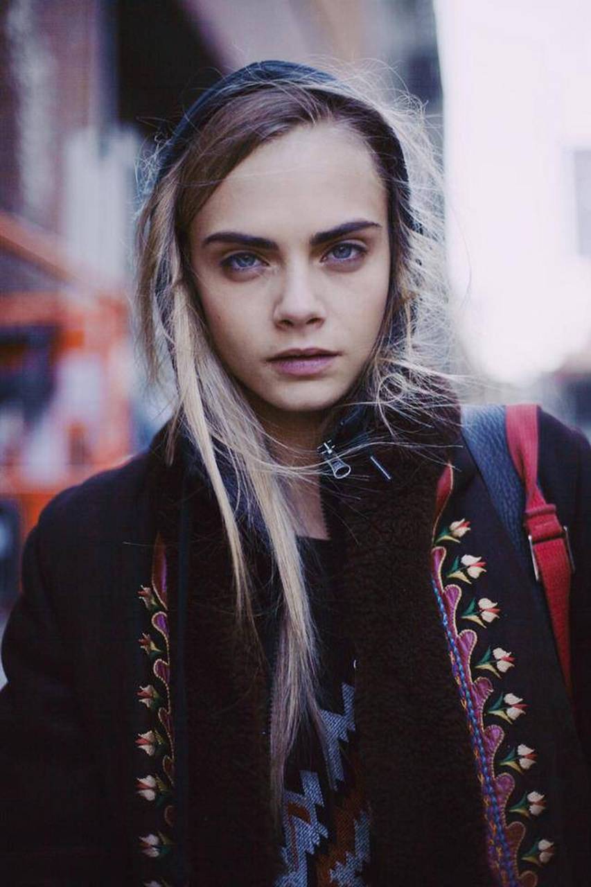 853x1280 Cara Delevingne wallpaper