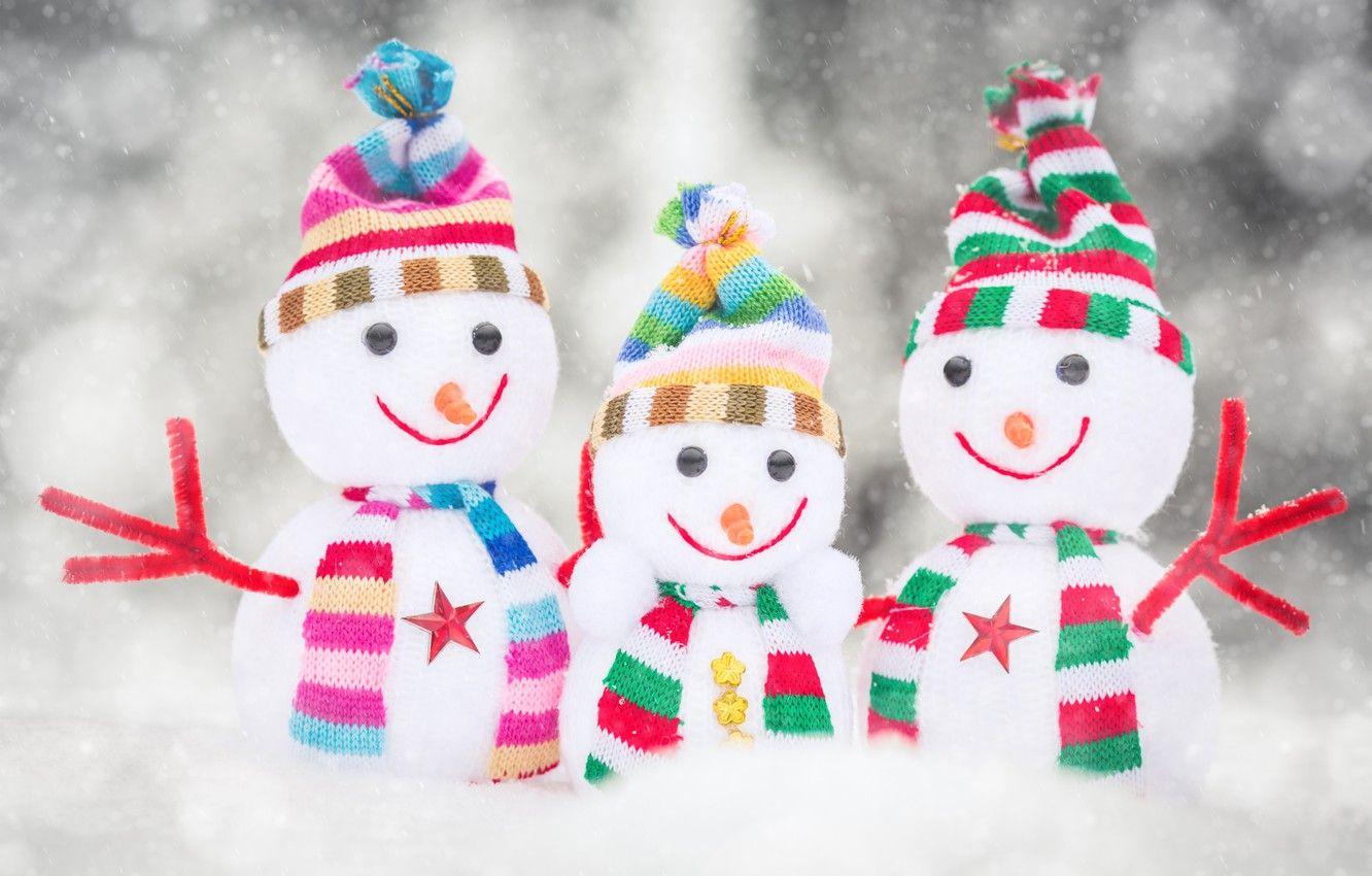 1332x850 Wallpaper winter, snow, snowflakes, hat, colorful, scarf, snowmen