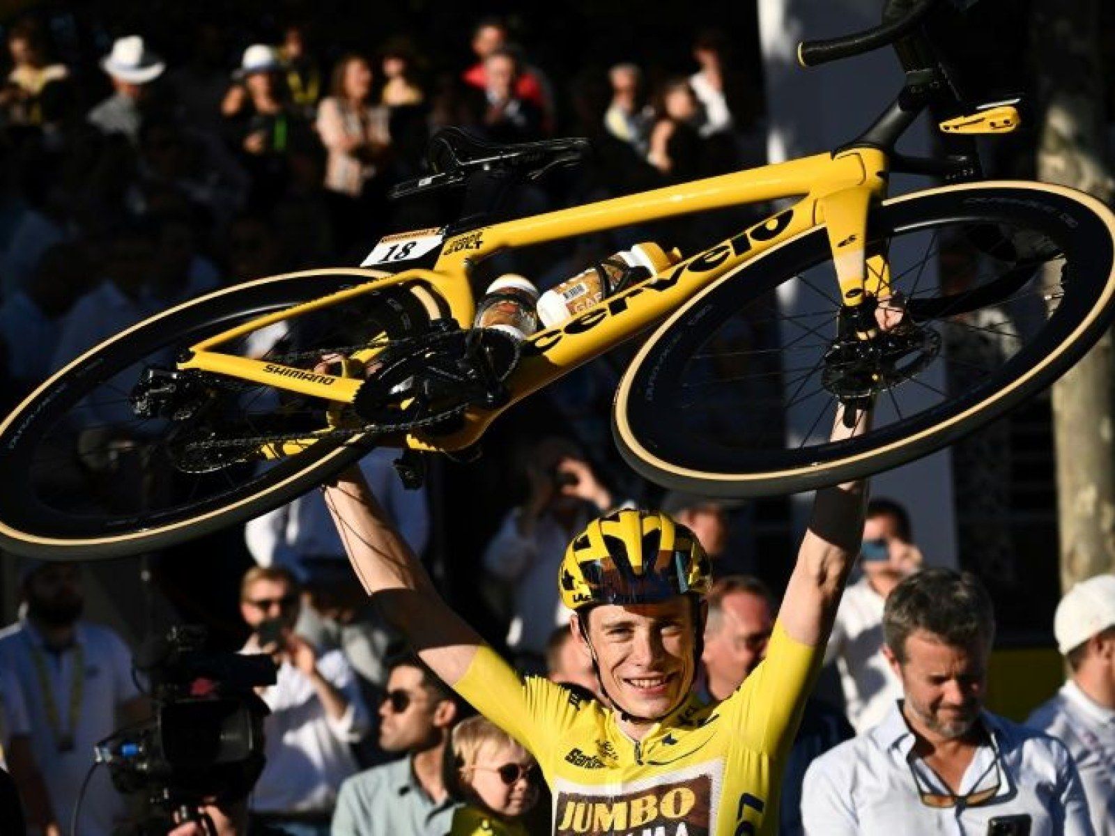 1600x1200 Incredible' Vingegaard Wins Tour De France