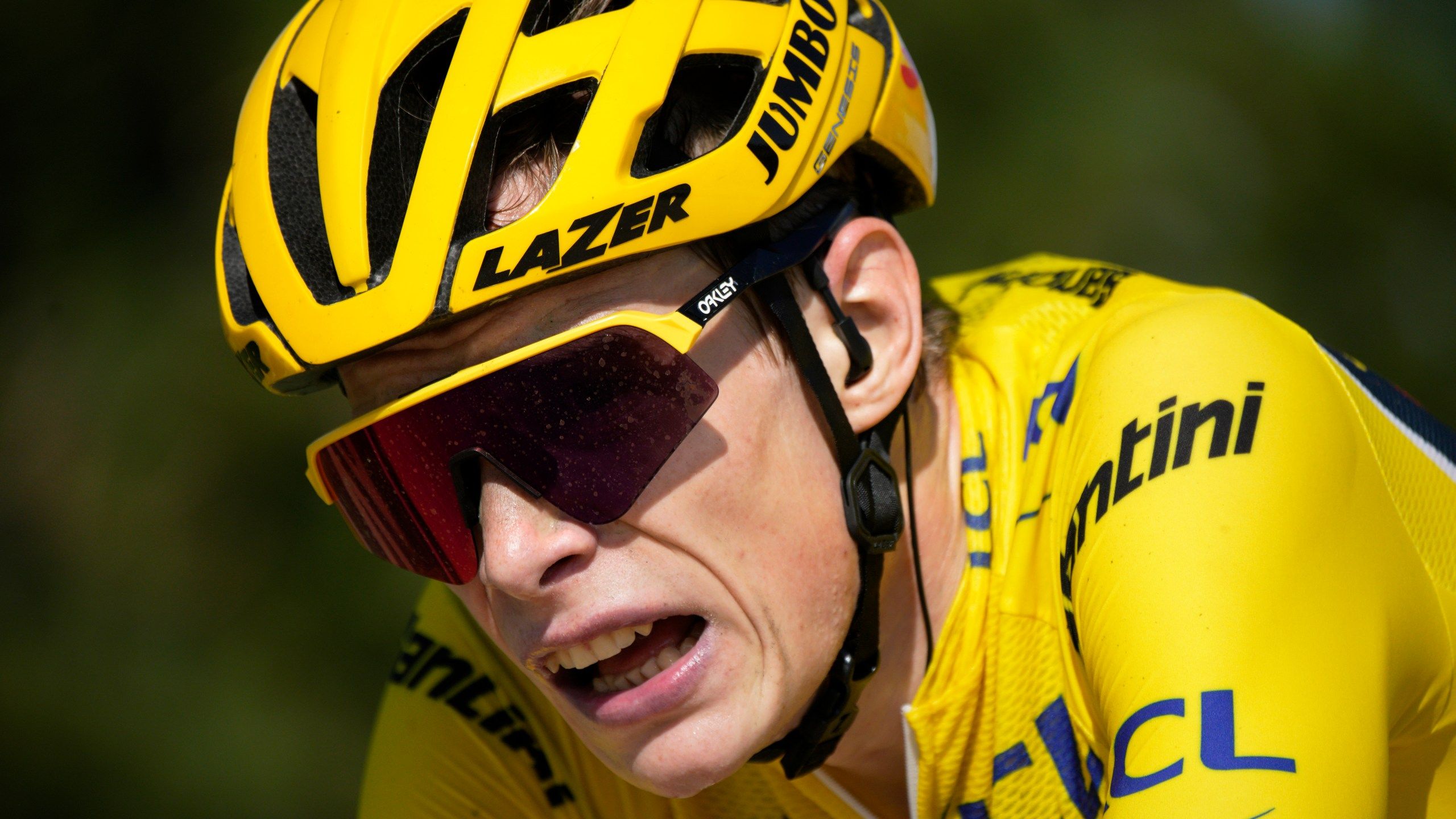 2560x1440 Woods secures big win at top of famed Tour de France mountain as Pogacar closes gap on Vingegaard