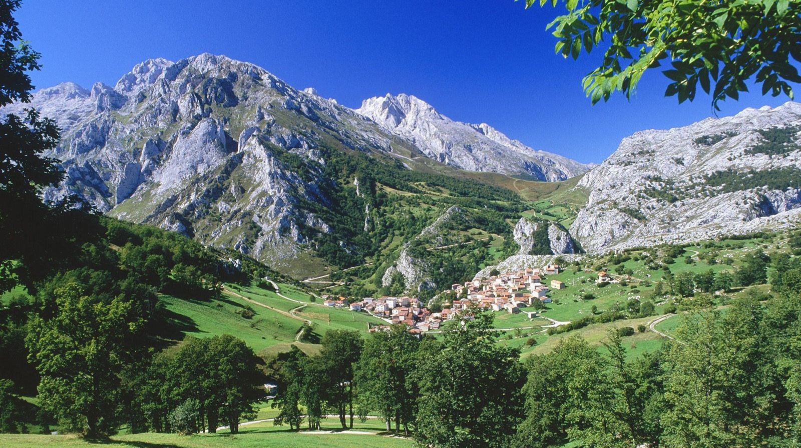 1600x896 Picos de Europa