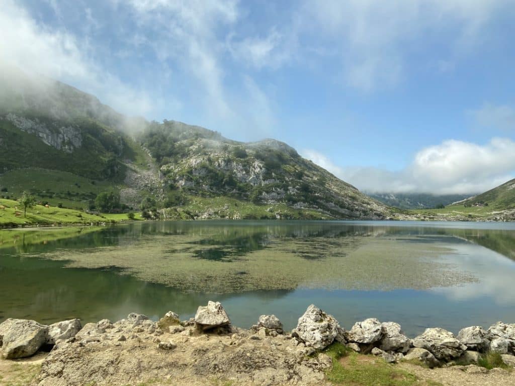 1024x768 Picos de Europa National Park, a day in