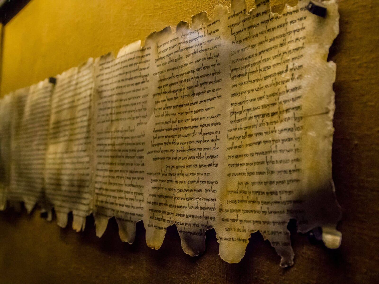 1600x1200 Dead Sea Scrolls