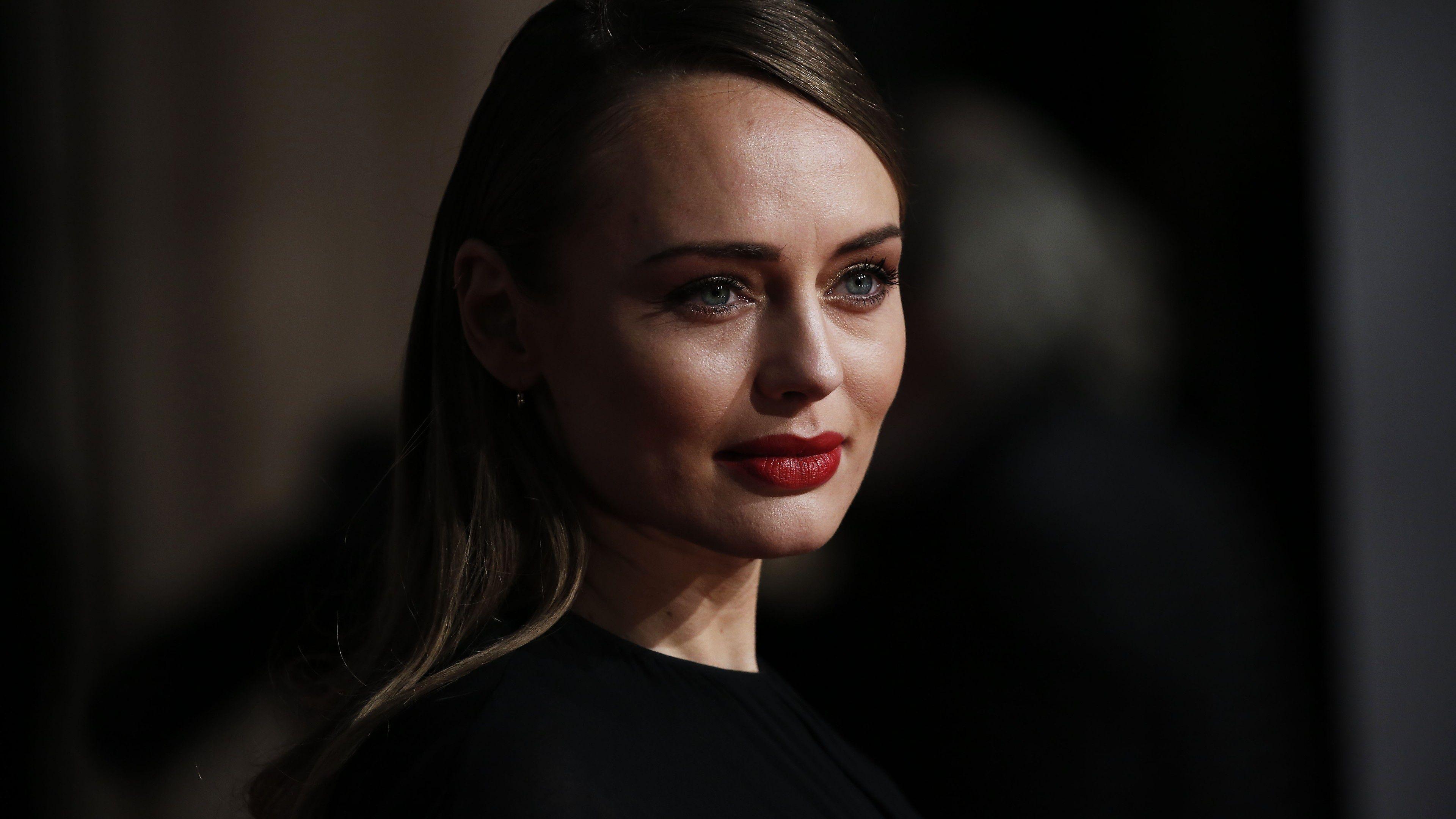 3840x2160 Laura Haddock Wallpaper