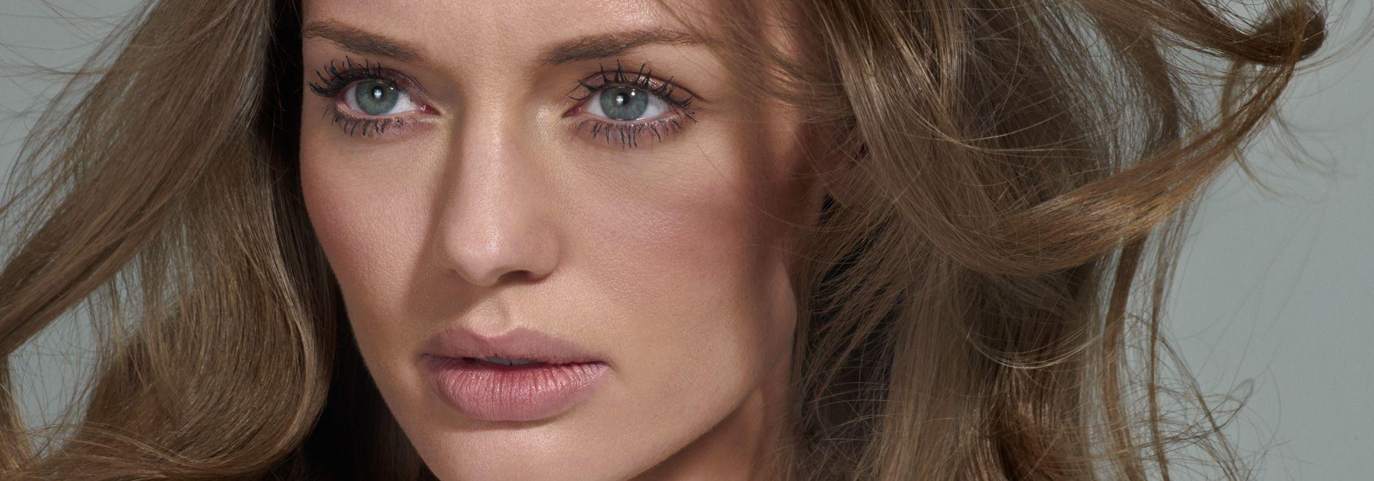2000x700 Laura Haddock Wallpaper