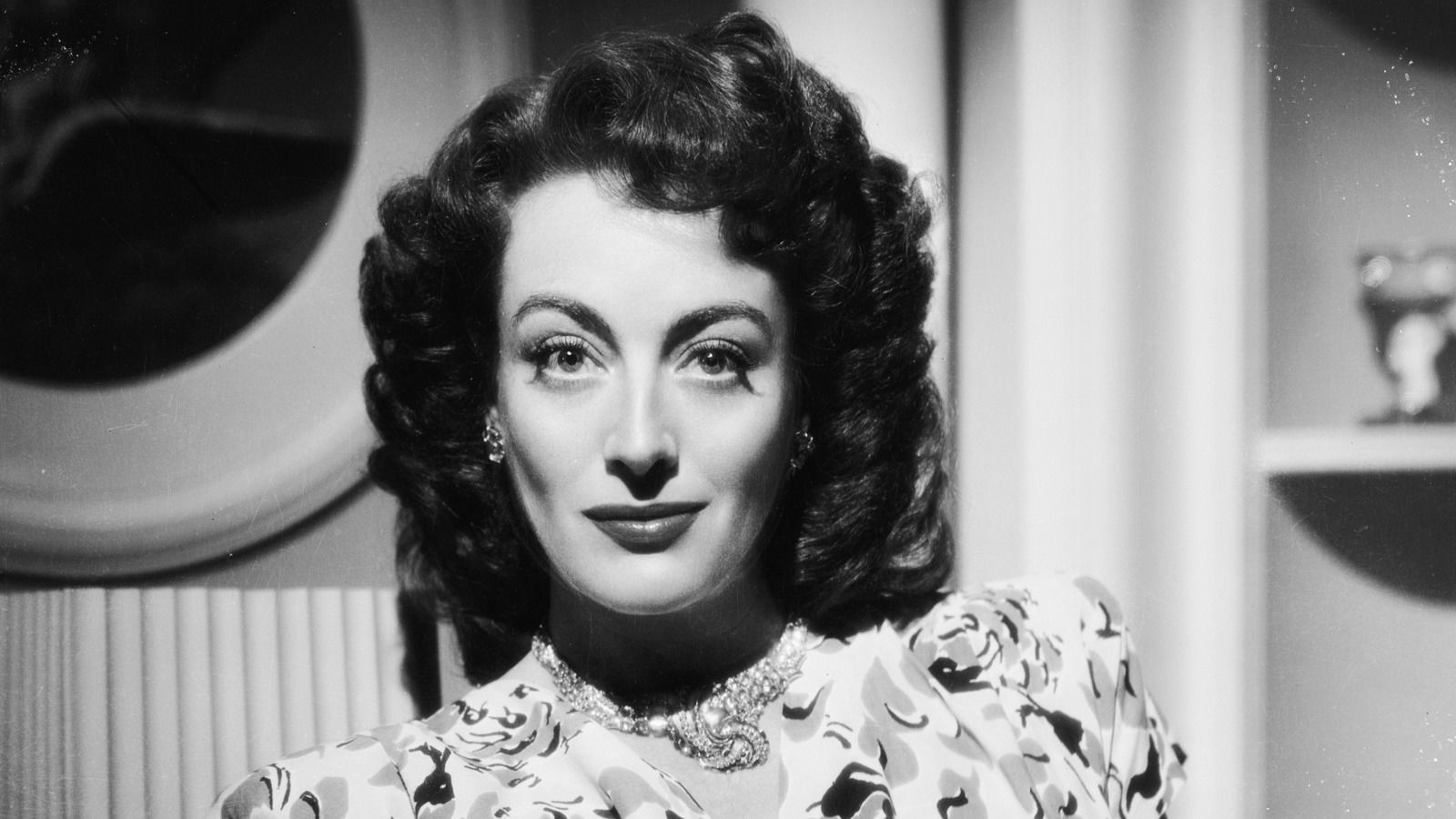 1600x900 Old School Beauty Tips From Joan Crawford You Can Still Use Today