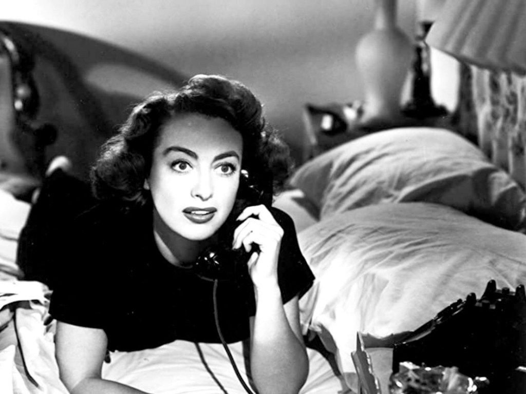 1024x768 Queens of Noir Series: Miss Joan Crawford