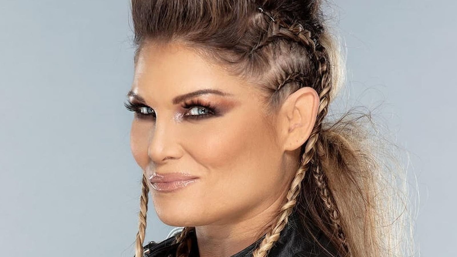1600x900 Beth Phoenix Clarifies Whether She's Retired