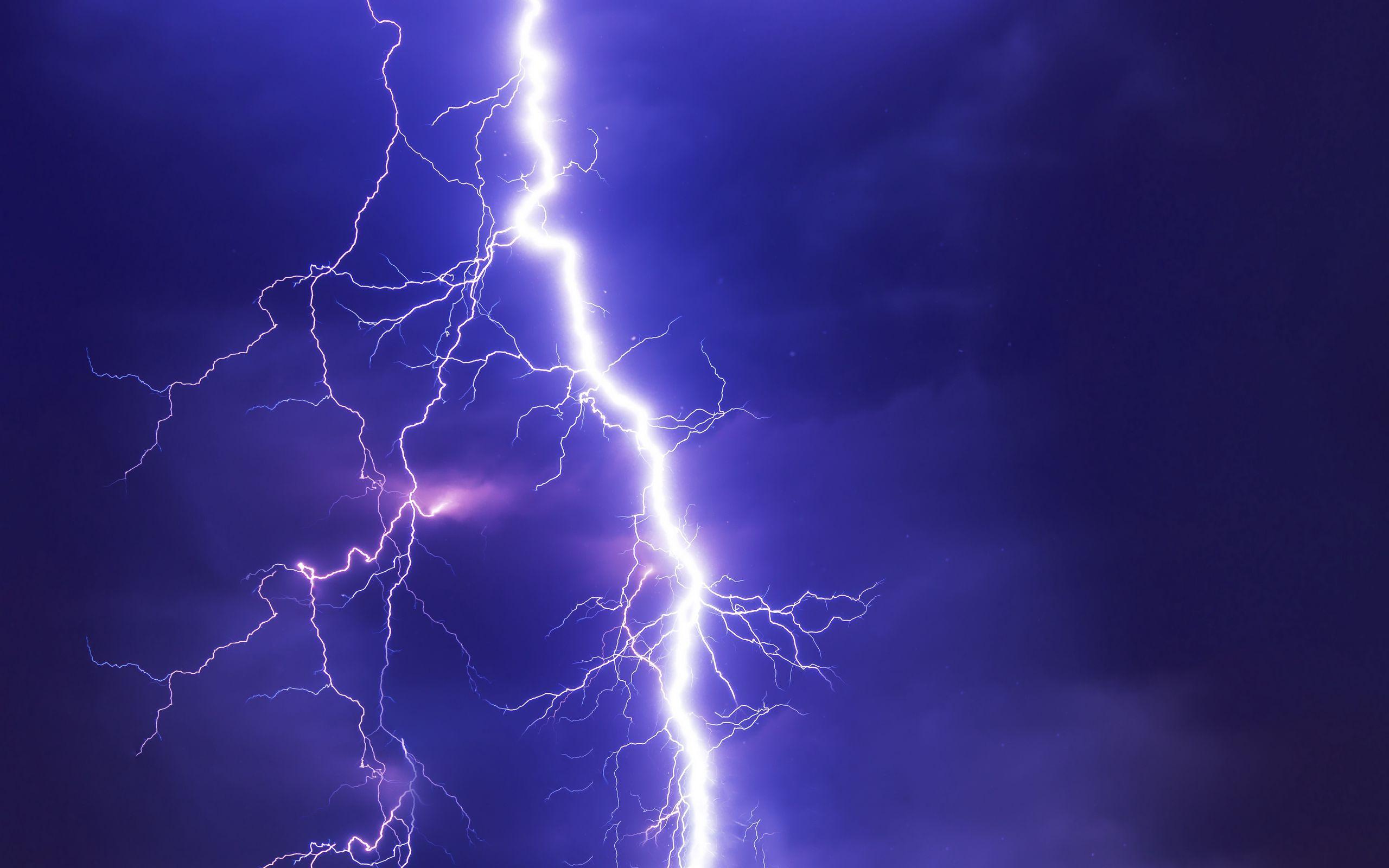 2560x1600 Download wallpaper 2560x1600 lightning, thunderstorm, sky, cloudy