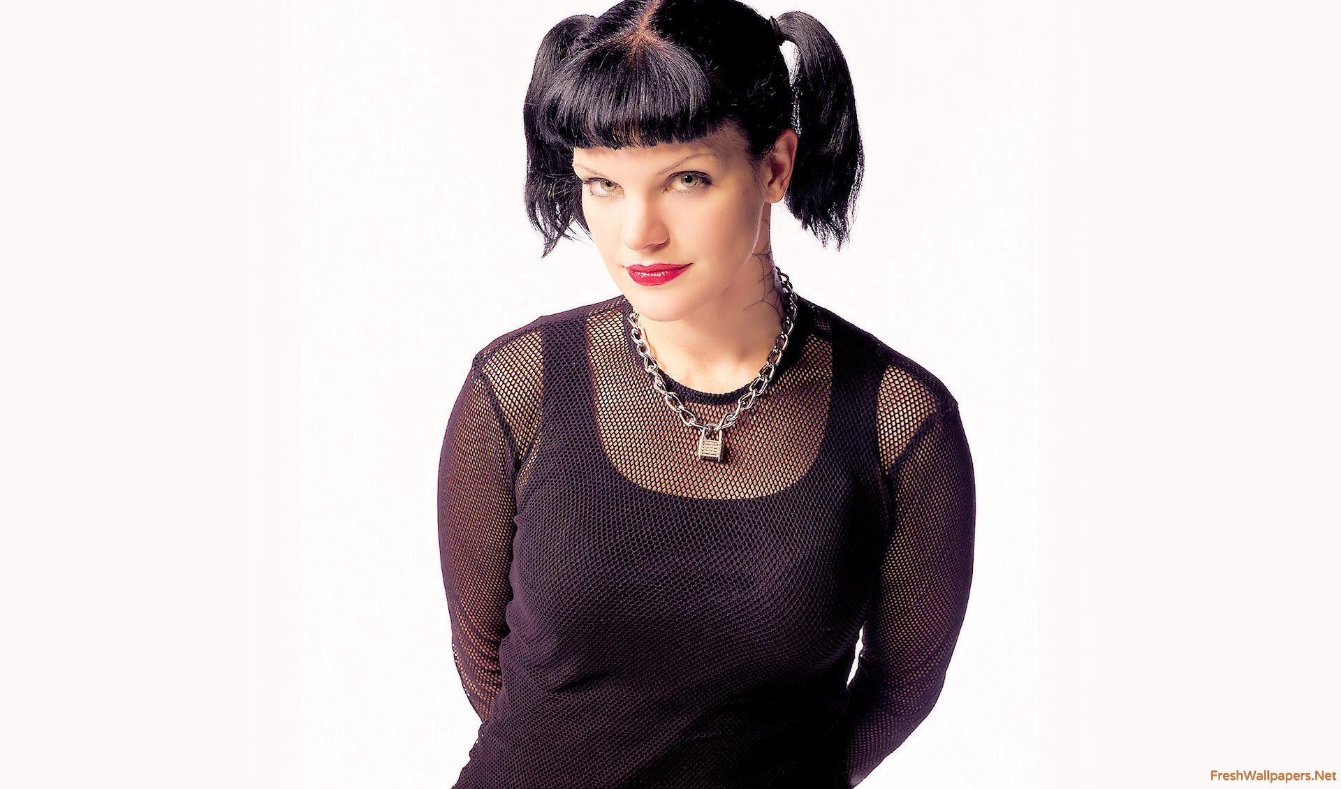 1920x1130 Pauley Perrette wallpaper