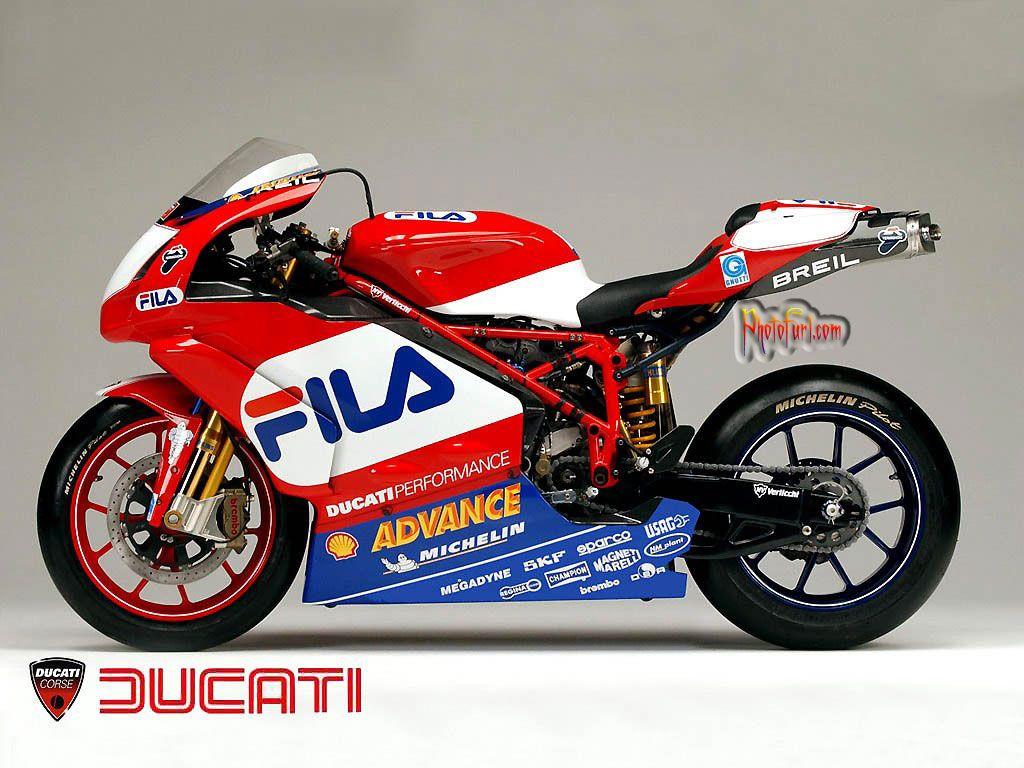 1024x768 Heavy Bike Ducati Wallpaper