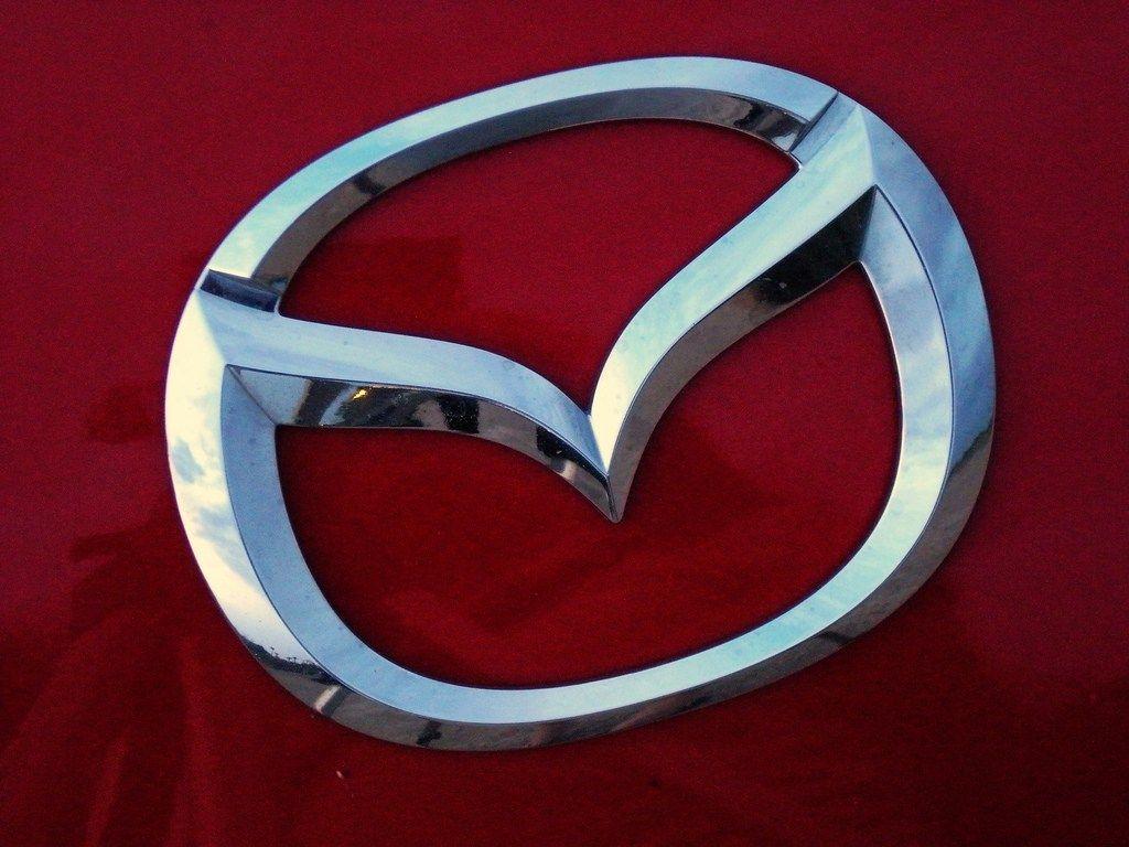 Mazda logo wallpaper