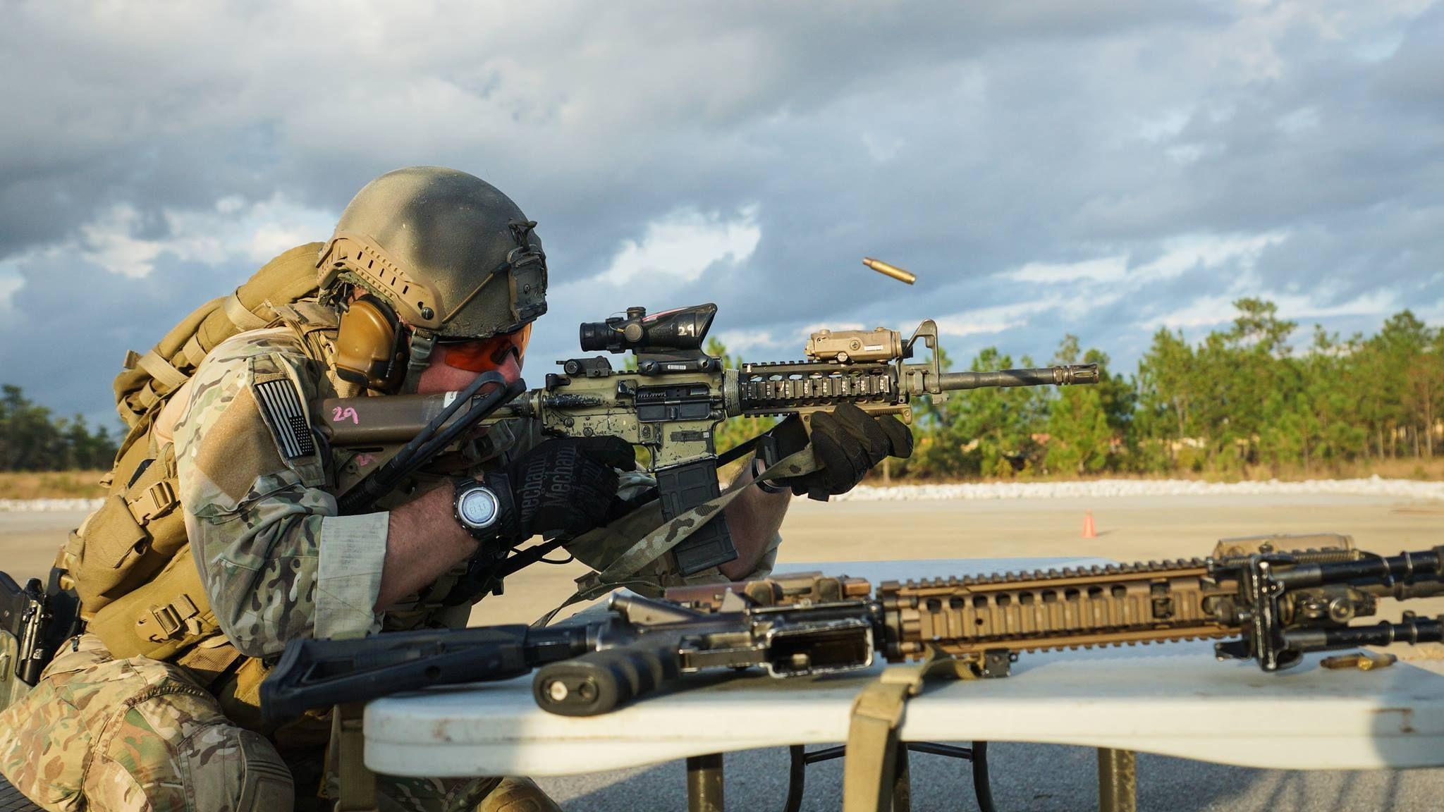 2048x1152 A Green Beret from 3rd Special Forces Group (Airborne) engages a