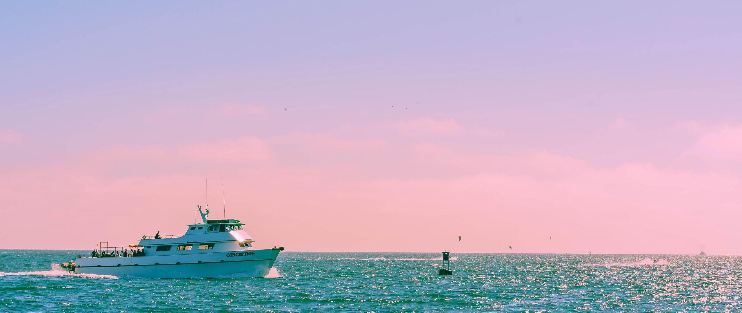 2560x1080 Download wallpaper 2560x1080 ship, sea, horizon, waves, pastel