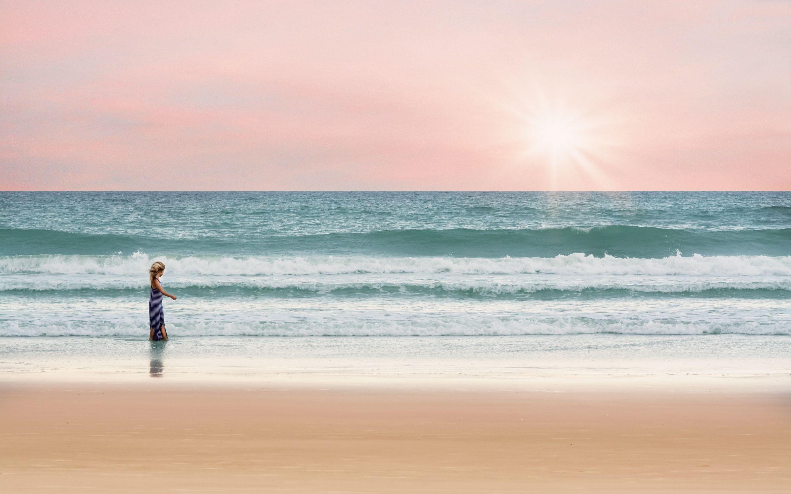 2560x1600 Download wallpaper 2560x1600 ocean, child, shore, surf, walk