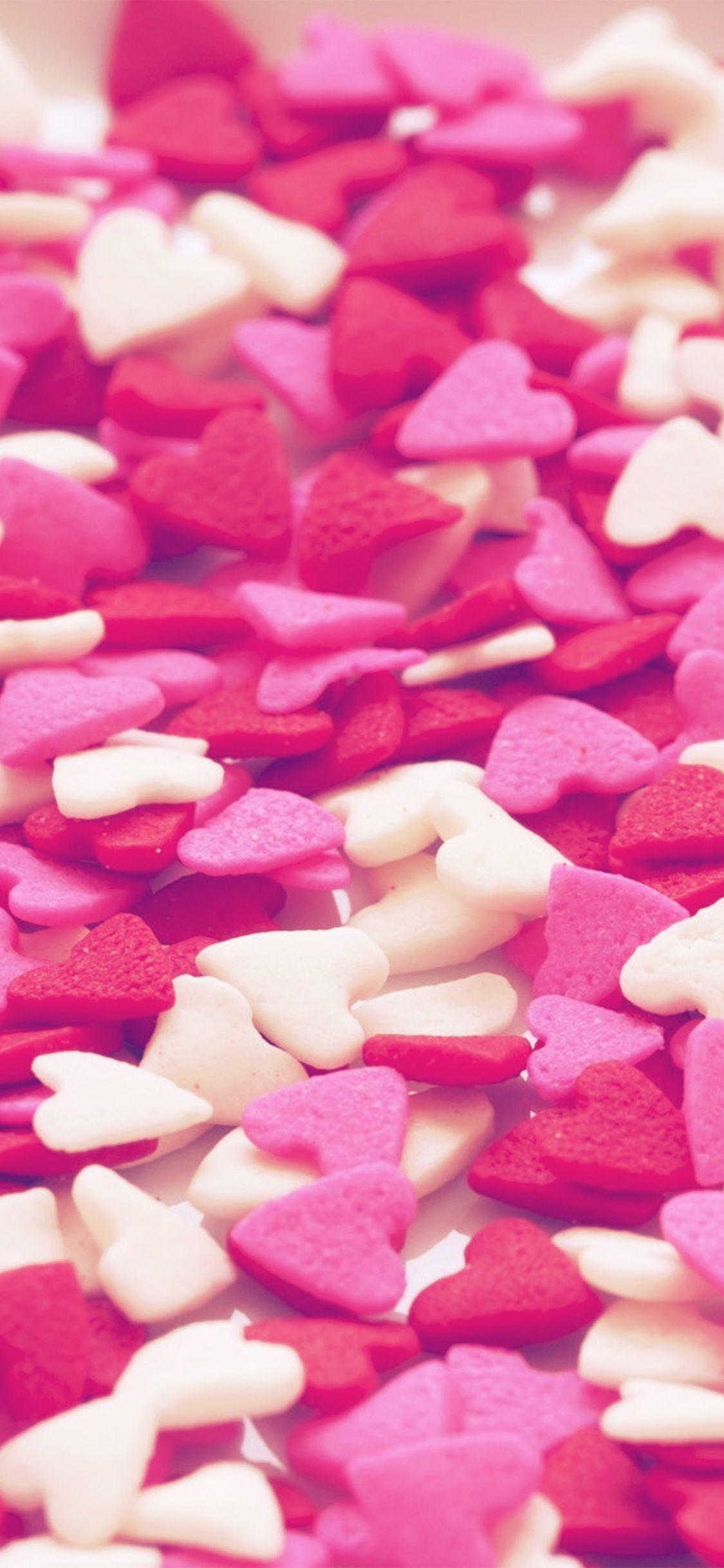 1125x2436 Heart Candy Red Illustration Art Pink Wallpaper