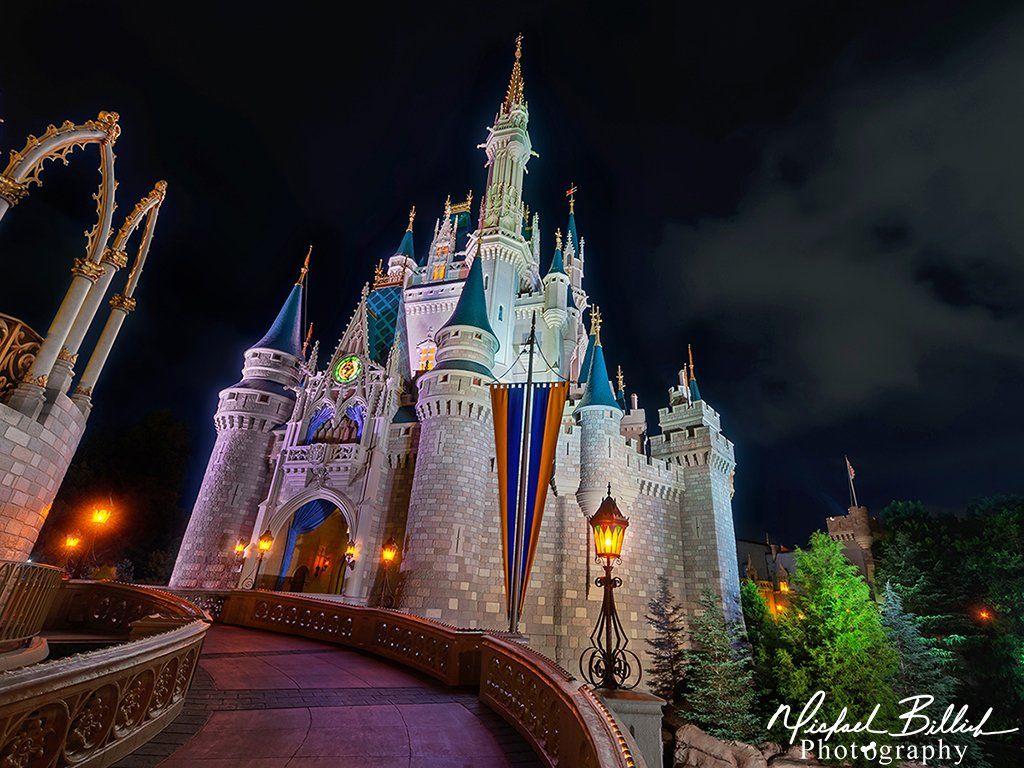 1024x768 September 2017 Cinderella Castle Wallpaper