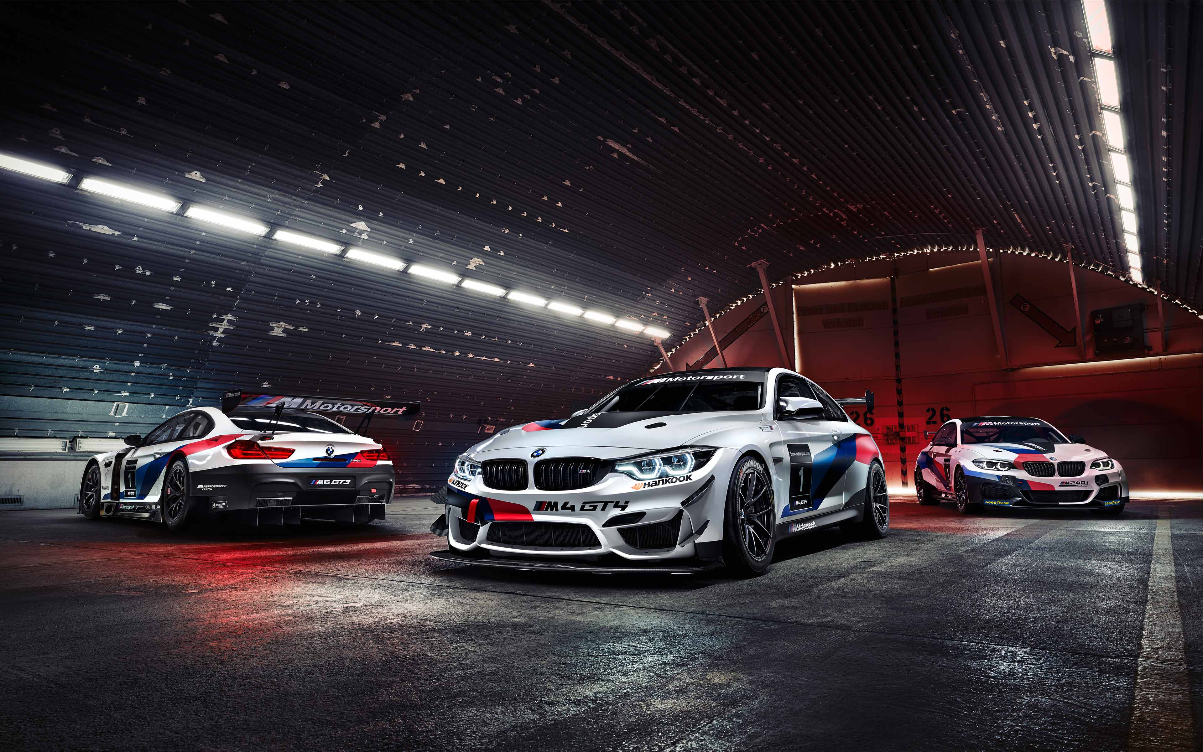 BMW Race Car Wallpapers Top Free BMW Race Car Backgrounds 