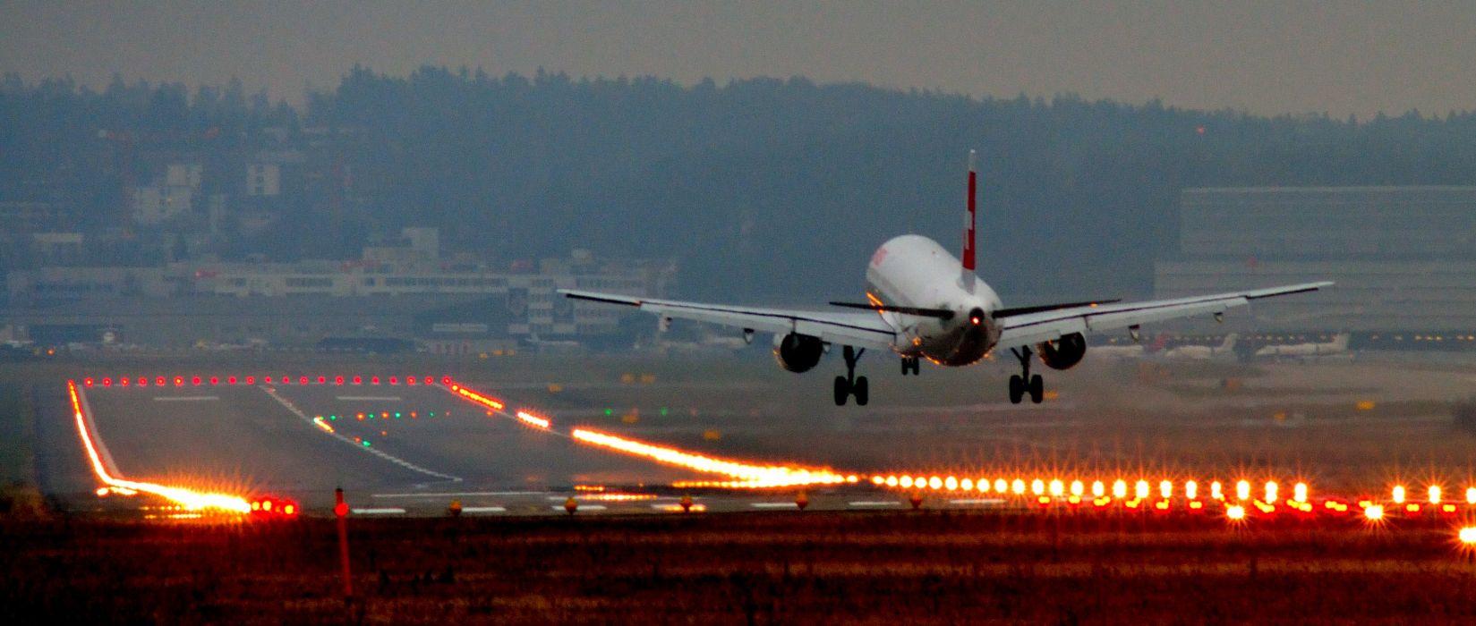 1649x700 Panorama dual monitor airplane landing wallpaperx1416