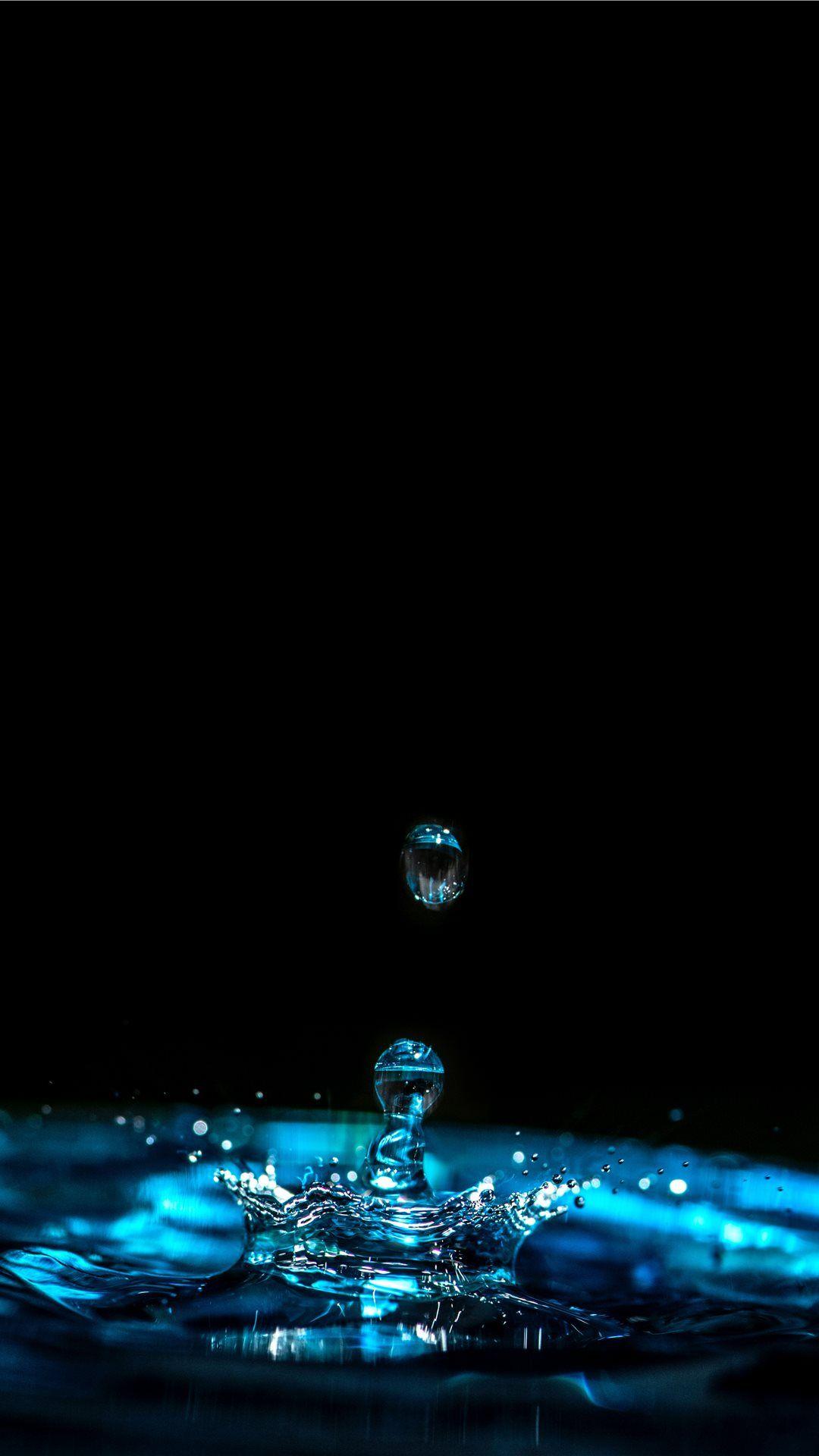 1080x1920 Blue water crown