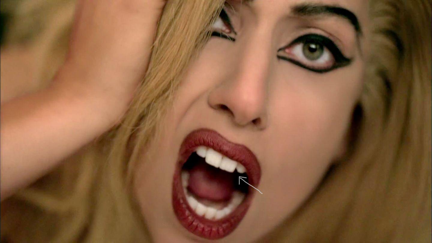 Леди Гага Judas. Lady Gaga Teeth. Леди Гага обои. Леди Гага Judas помада.