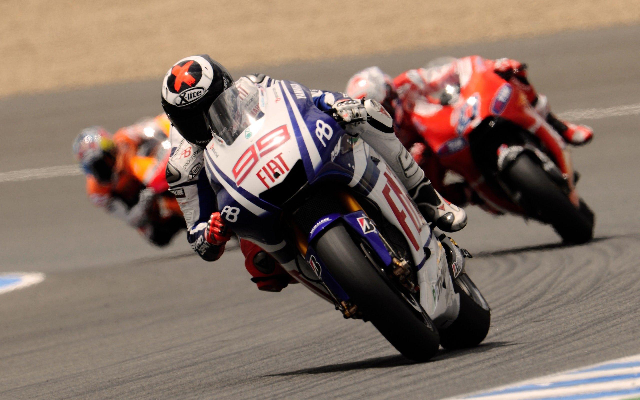 2560x1600 Motorcycle Yamaha MotoGP Racer Sports Road Speed Rotate Three Moto