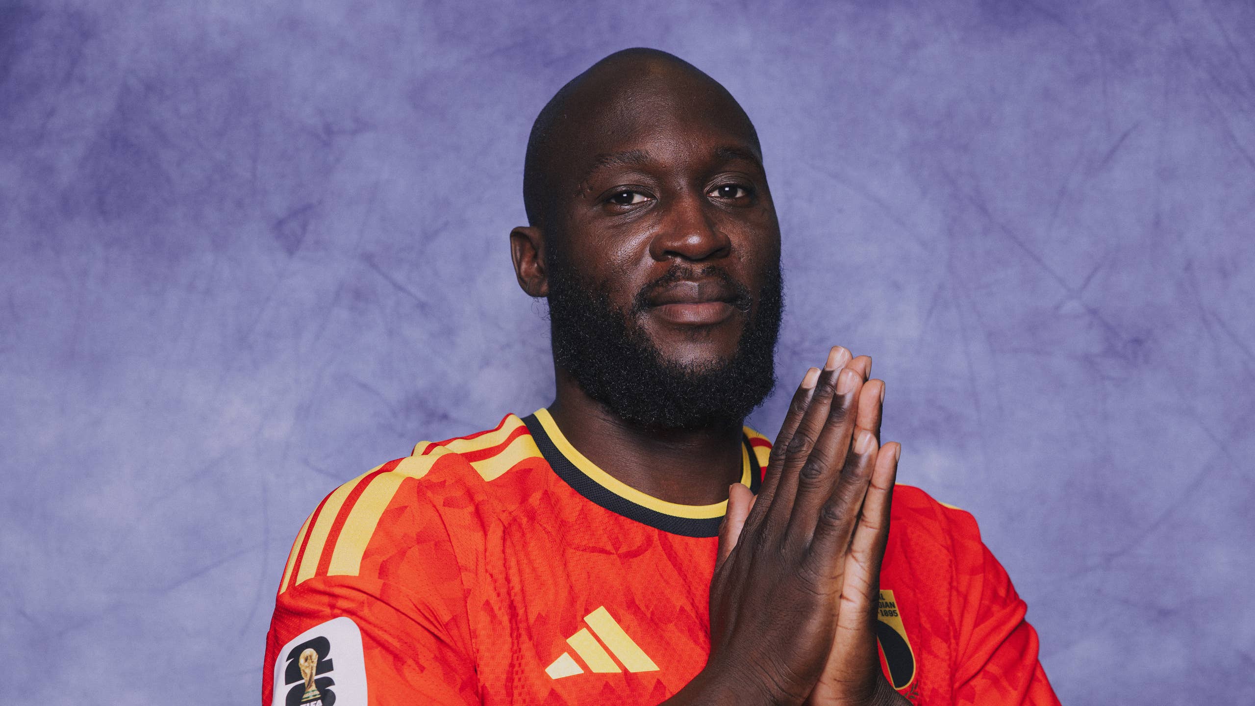 2560x1440 Uncovering Romelu Lukaku's Personal Life- Girlfriend, Parents, Ethnicity & More Family Details