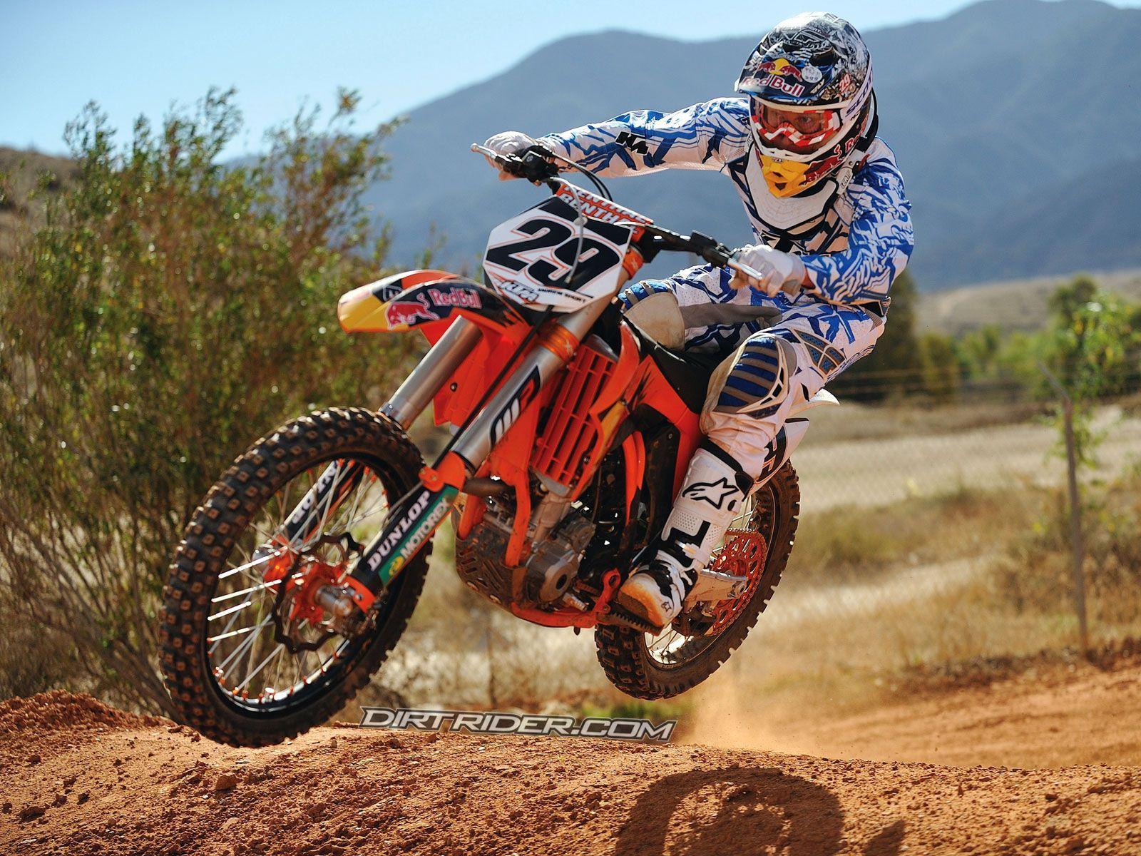 1600x1200 Wallpaper Of Dirt Bikes