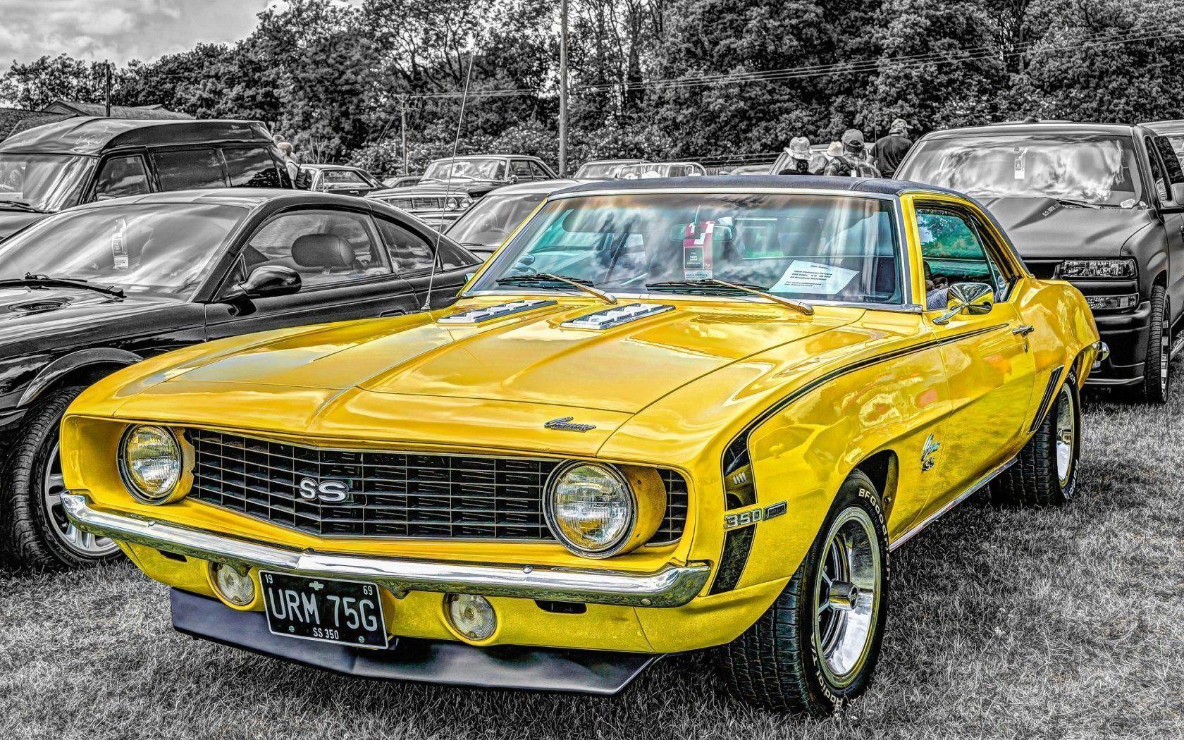 1680x1050 Old Camaro Wallpaper