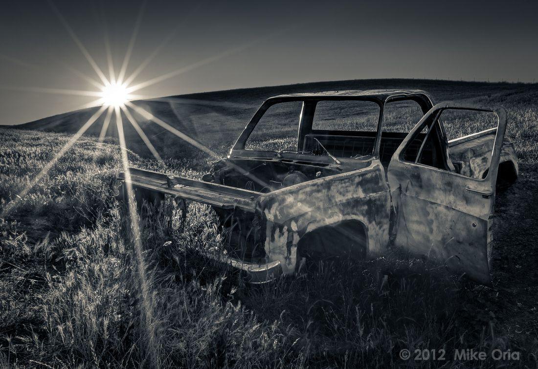 1100x755 Old Trucks Wallpaper