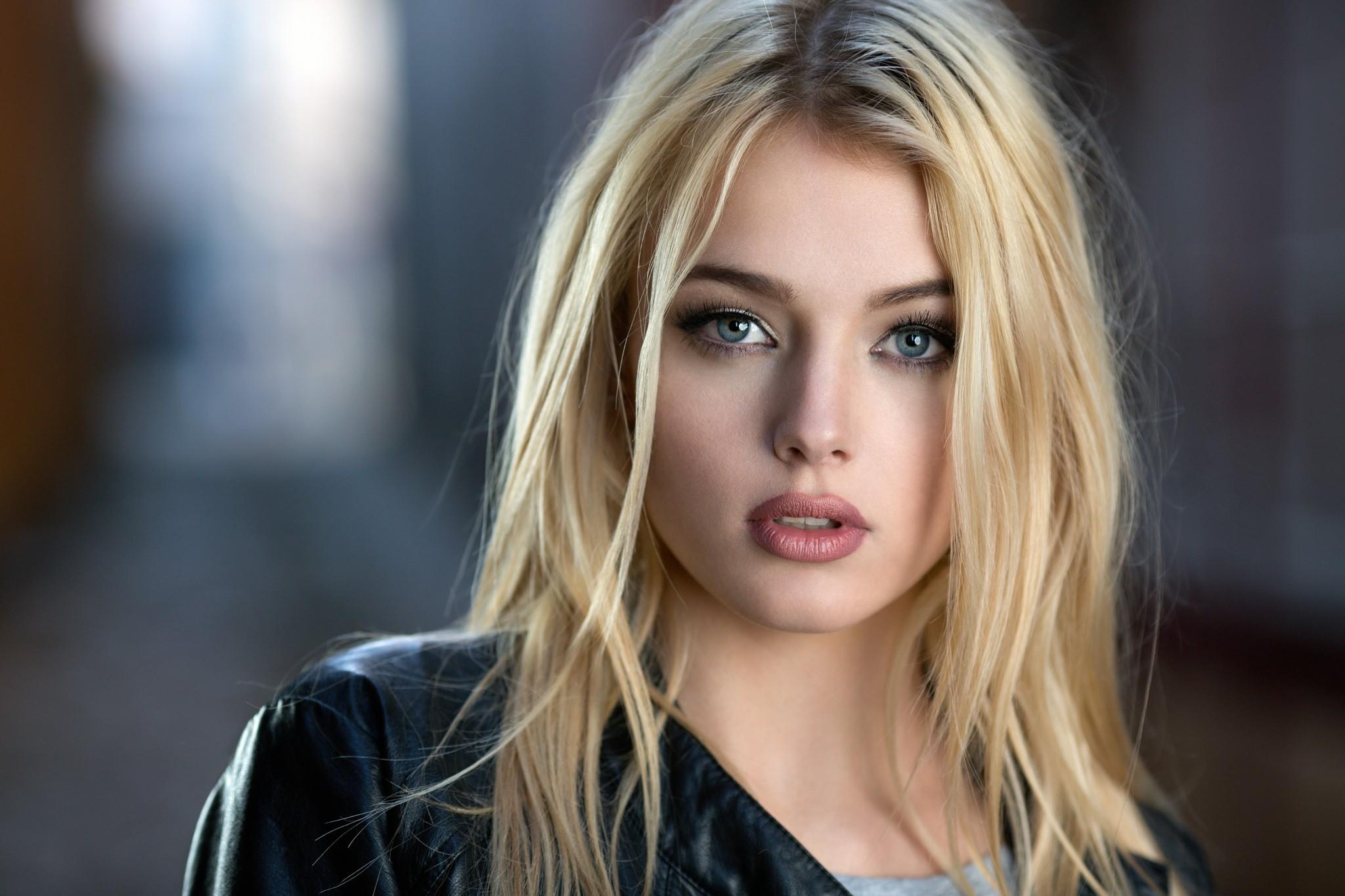 2048x1365 4K Wallpaper Women