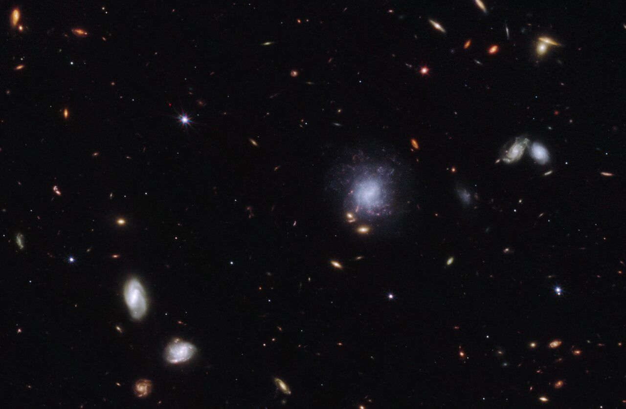 1280x838 Kilonova And Host Galaxy (clean)