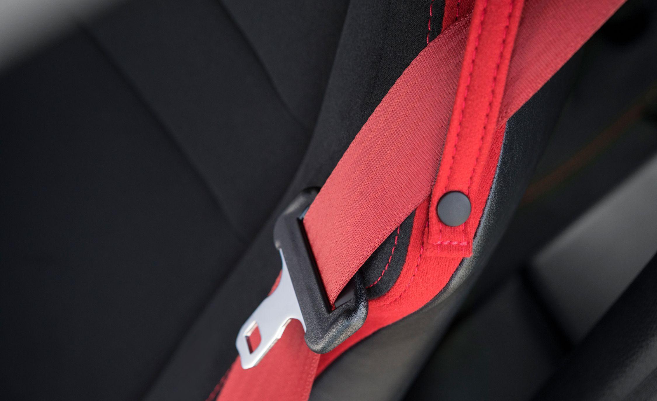 2250x1375 Toyota 86 Trd Special Edition Interior Seats Wallpaper