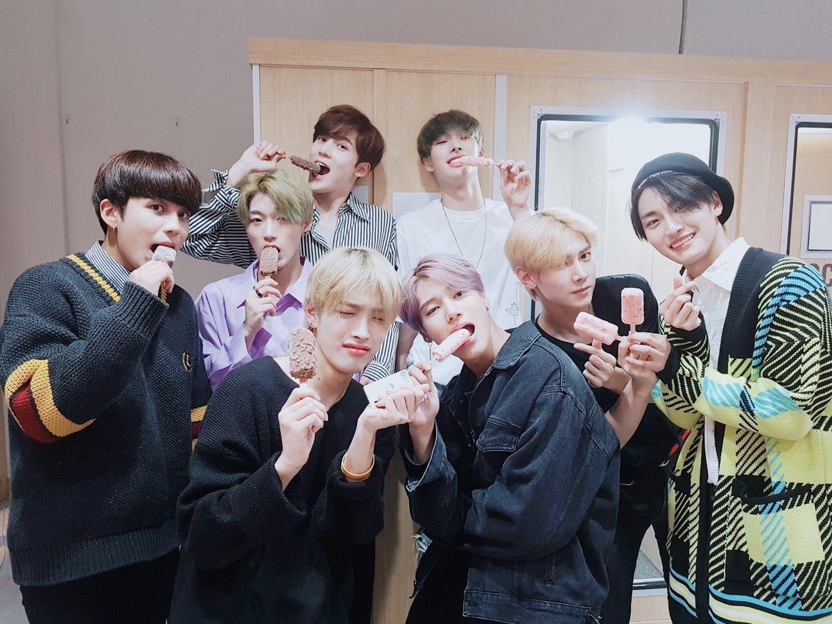1200x900 Ateez Cute Wallpaper