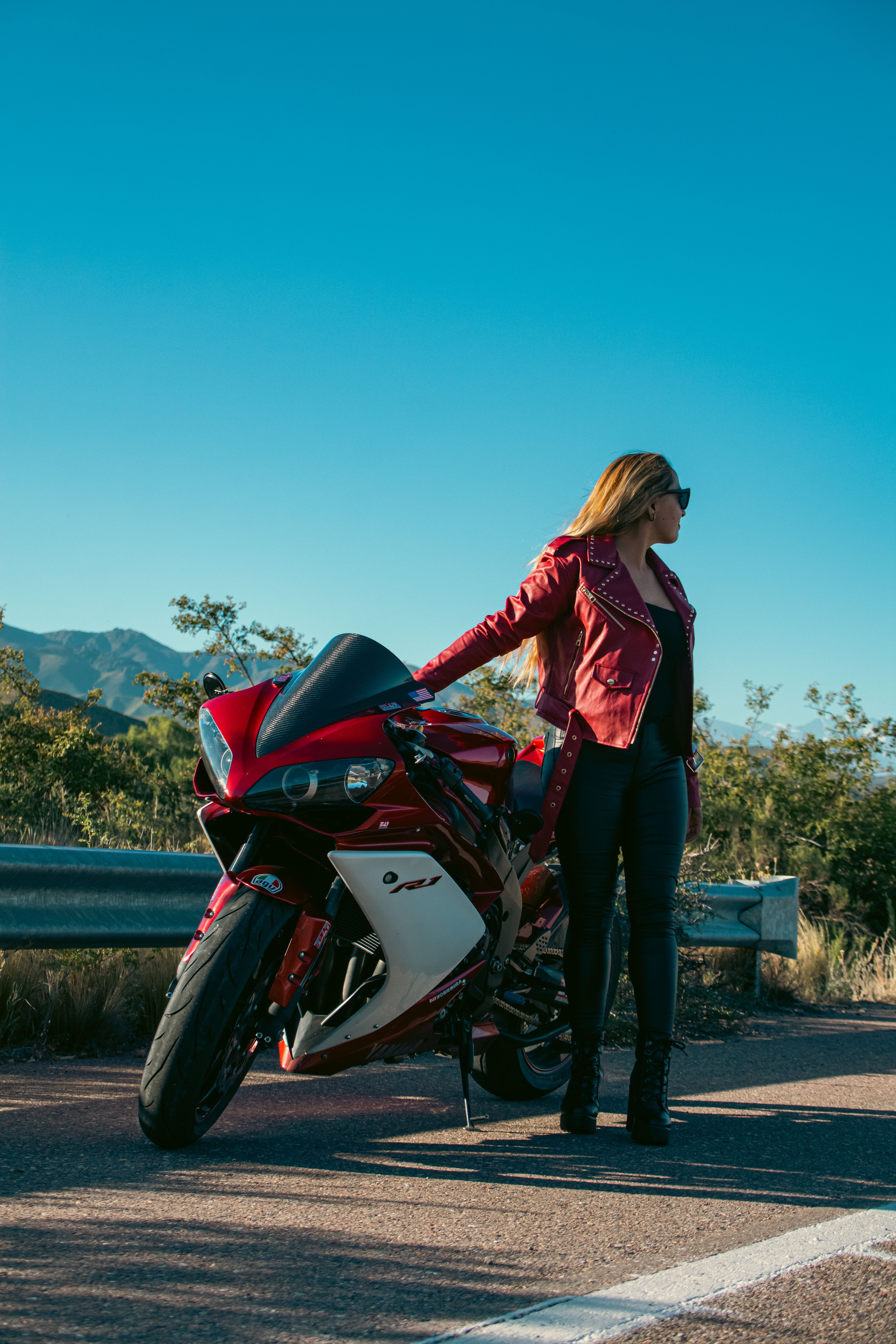 4000x6000 Female Biker Photo, Download The BEST Free Female Biker & HD Image