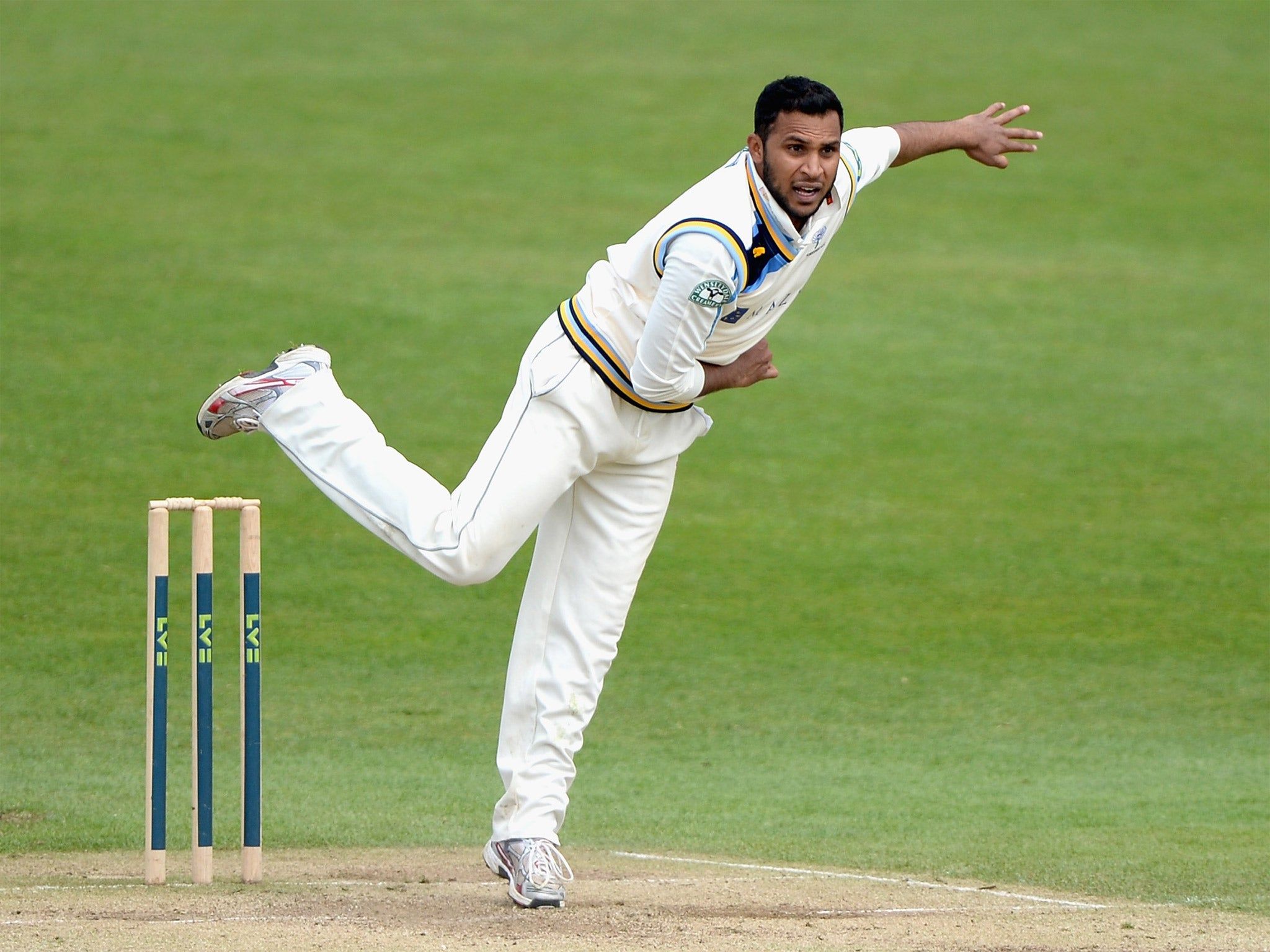 2048x1536 Adil Rashid puts Yorkshire on course for victory over Durham