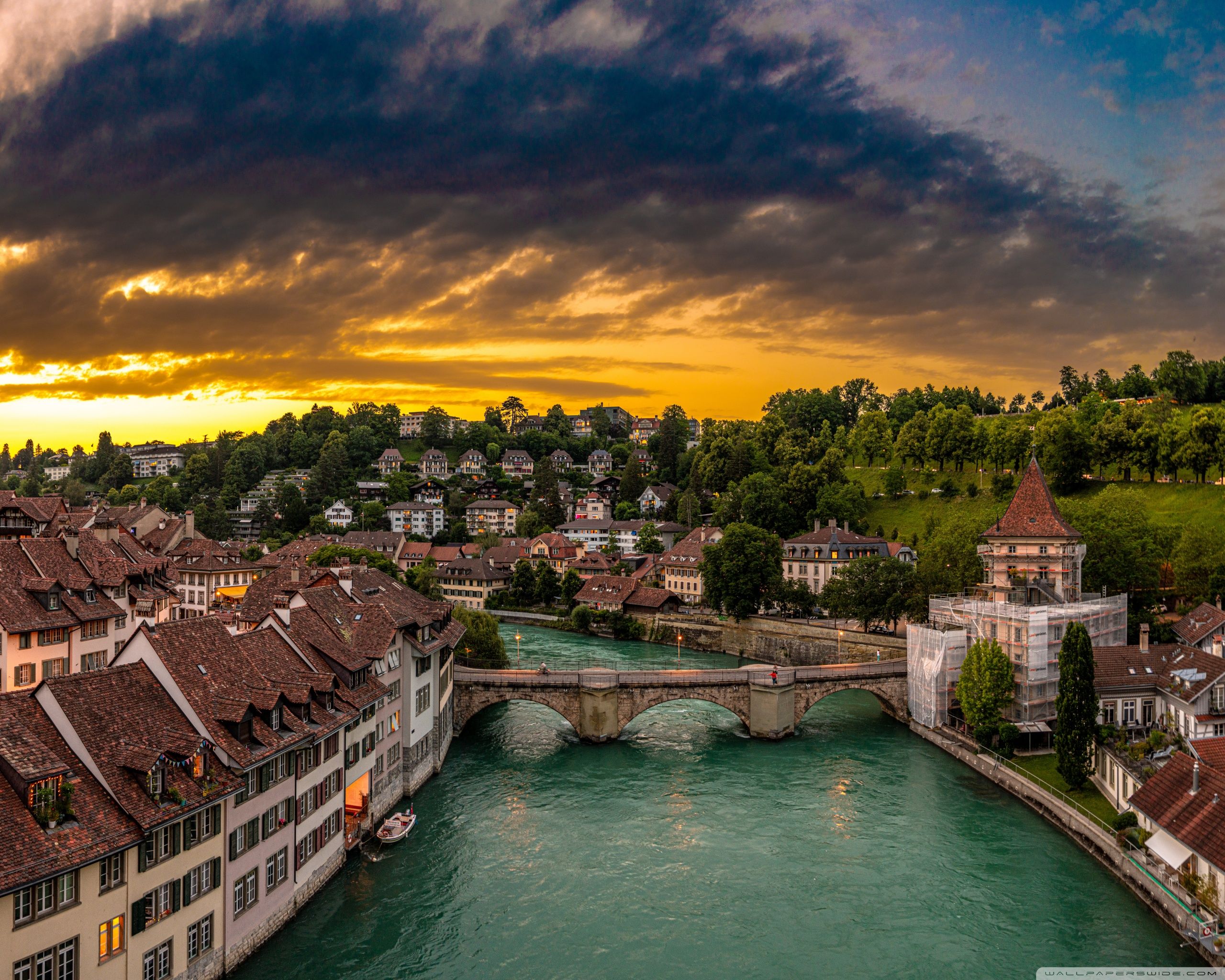 2560x2048 Aare River and Bern Cityscape, Switzerland 4K UHD Wallpaper for UltraHD Desktop and TV : Widescreen and UltraWide Display : Dual Monitor
