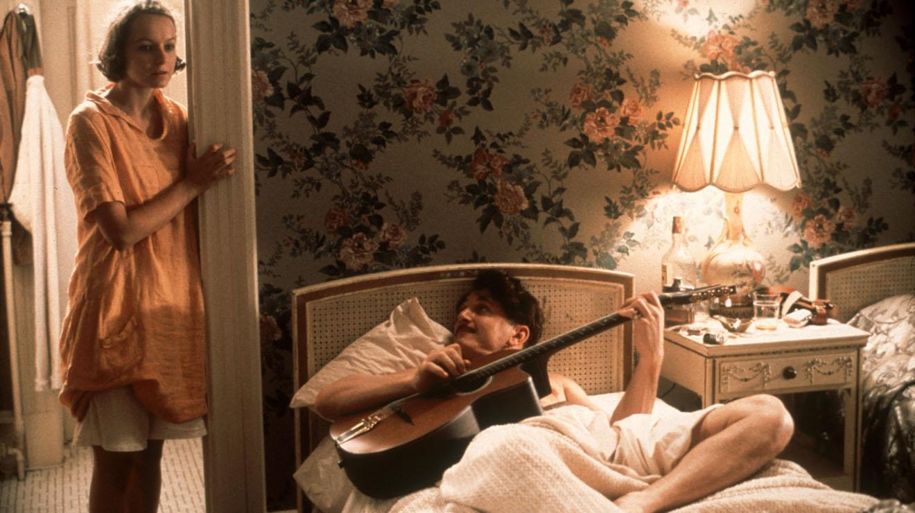 1320x740 Sweet and Lowdown (1999)