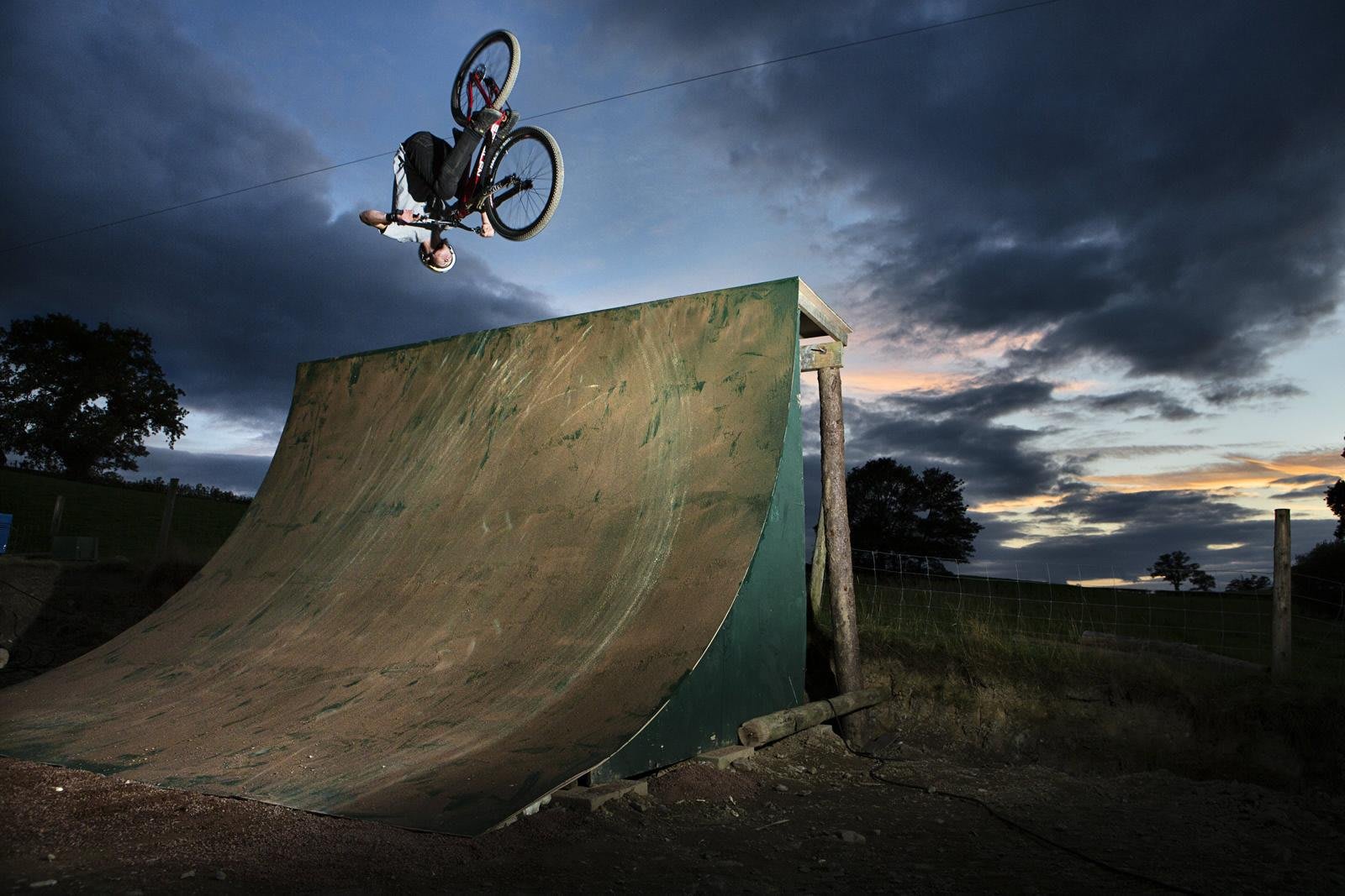 1600x1067 Matt Jones Mountain Bike Slopestyle