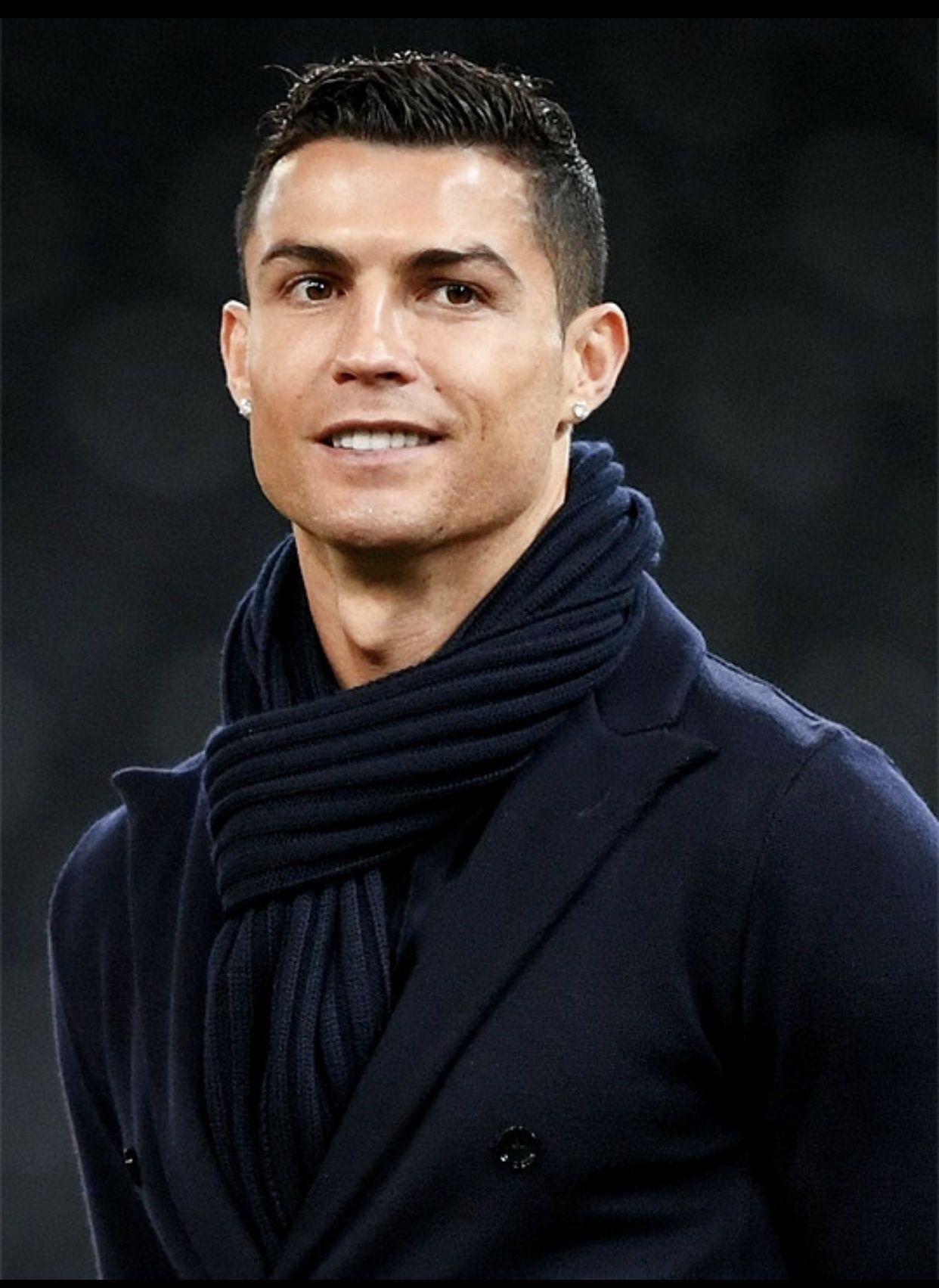 1242x1703 Ronaldo Smile Wallpaper