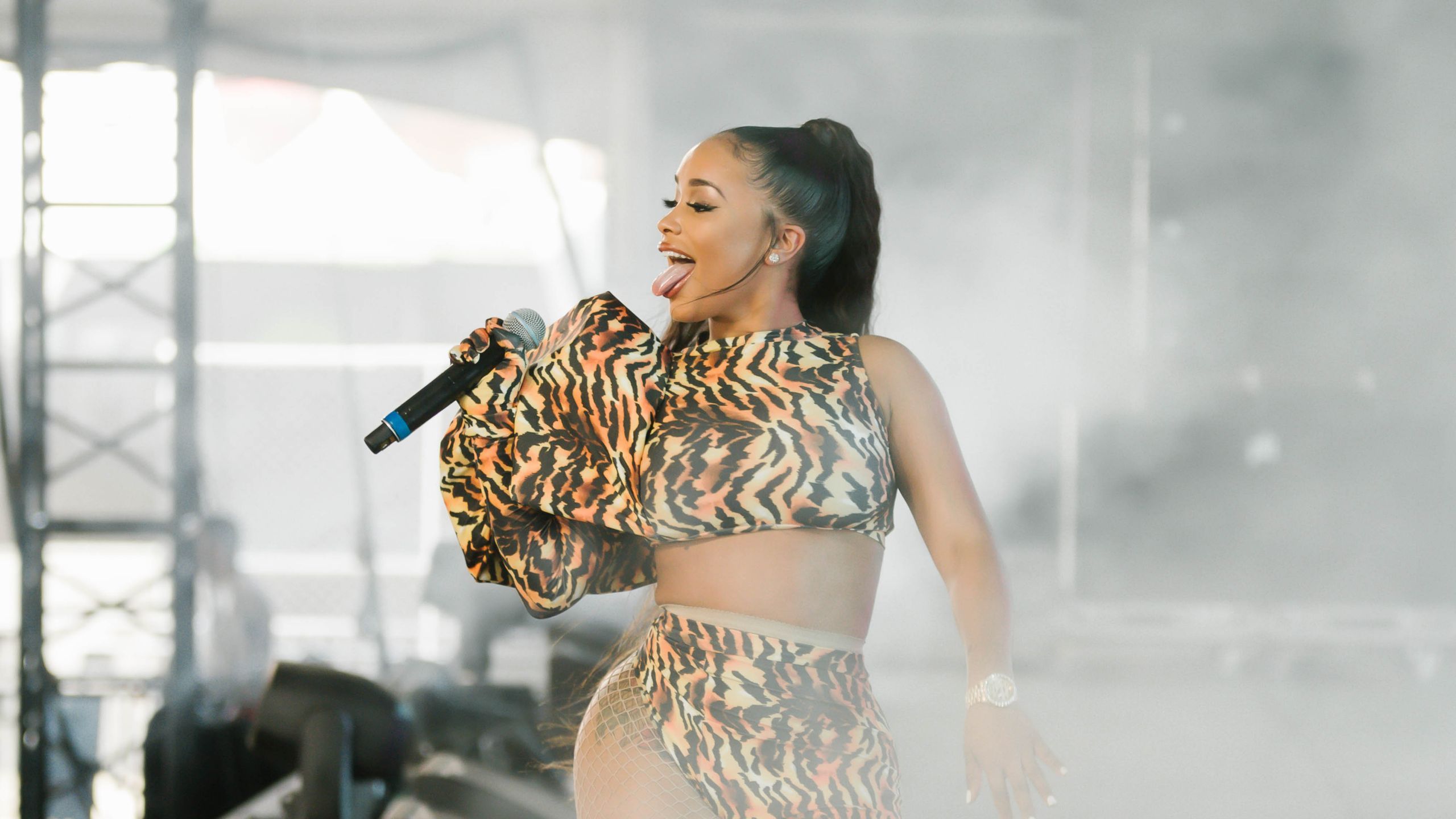2560x1440 Interview: How Rapper Dreamdoll Became a Wig Girl