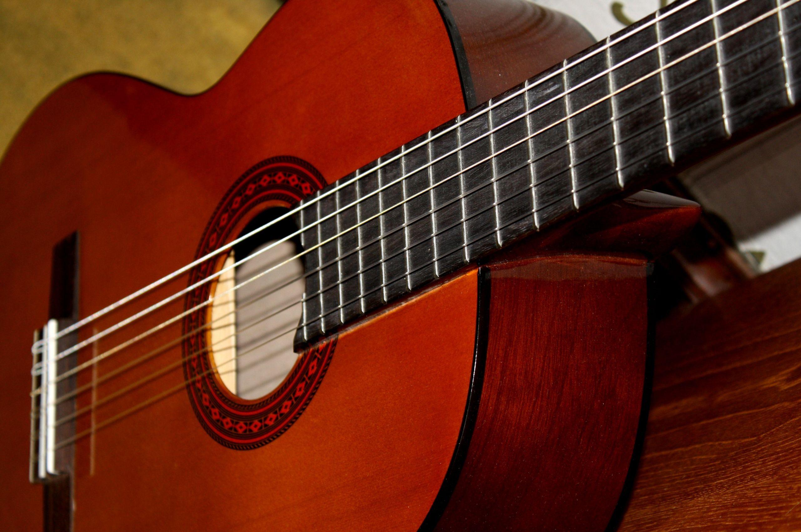 2560x1700 Free download Classical Guitar High Resolution Photo Dimensions