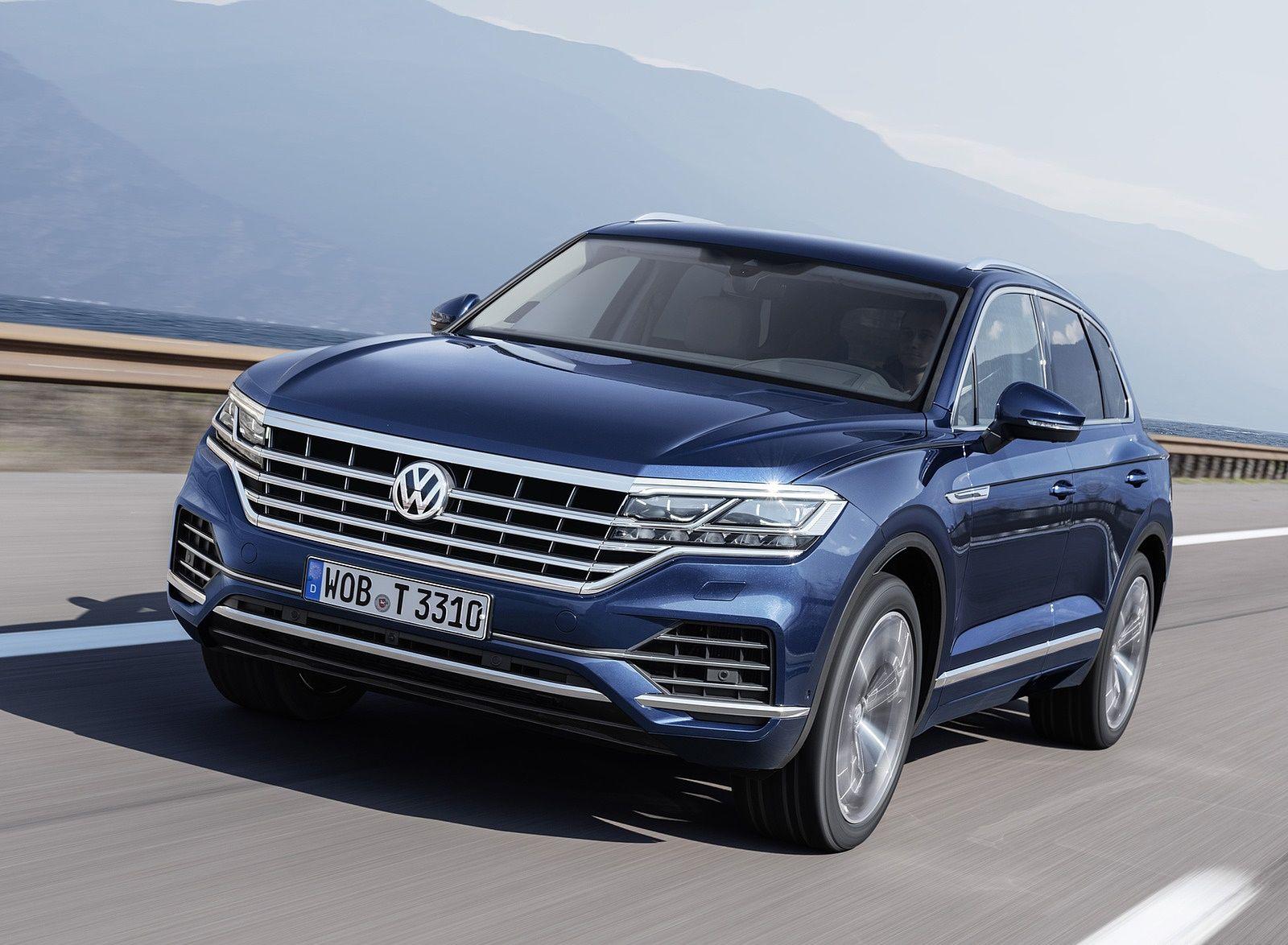 1600x1174 Volkswagen Touareg Elegance Front Three Quarter Wallpaper