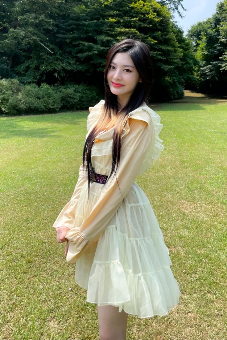 736x1104 STAYC Seeun