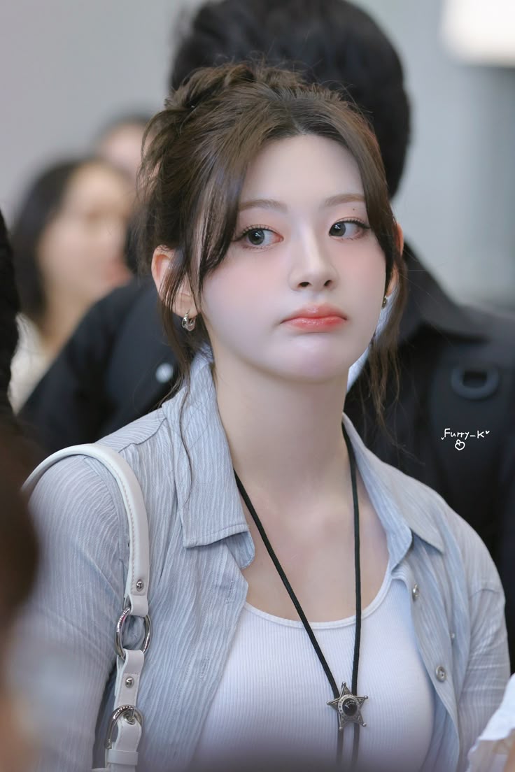 736x1104 STAYC #세은 #스테이씨 #SEEUN #공주와또