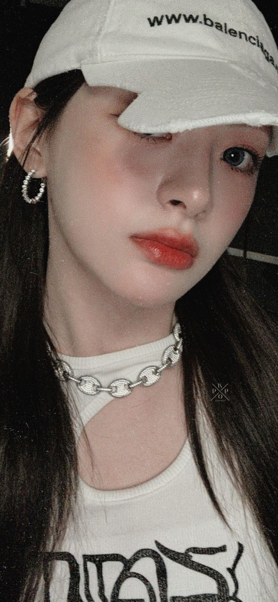 886x1920 Kpop Locks