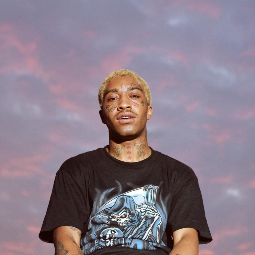 1000x1000 what shirt is lil tracy wearing in this picture?